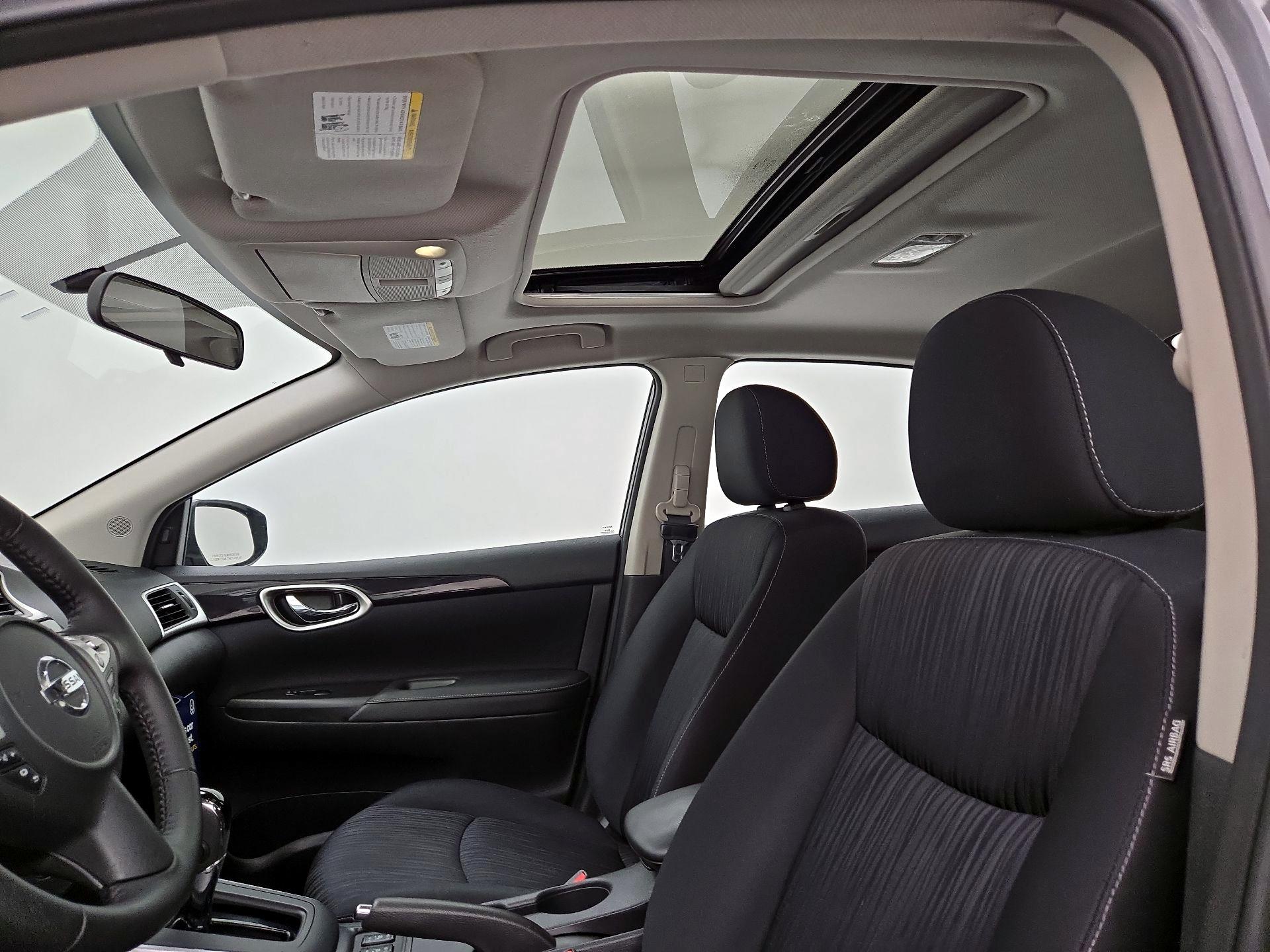 Thumbnail: 2019 Nissan Sentra - 19