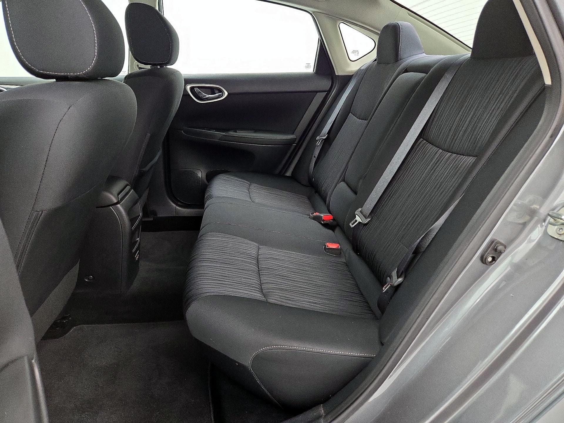 Thumbnail: 2019 Nissan Sentra - 20