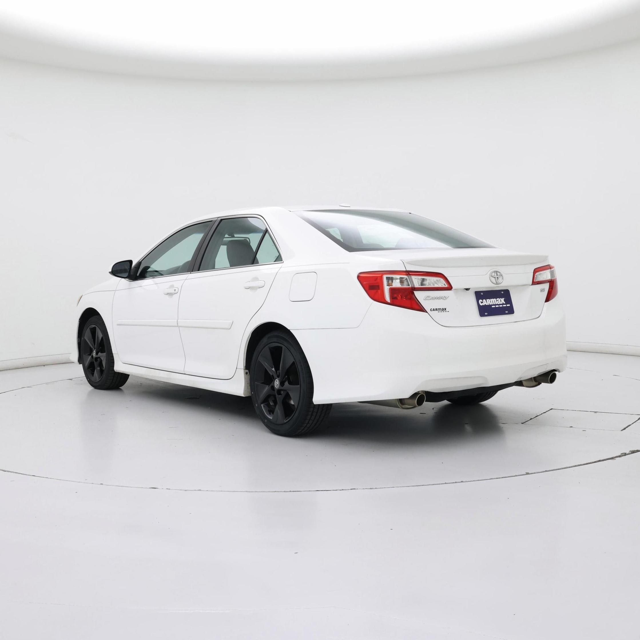 Thumbnail: 2014 Toyota Camry - 2