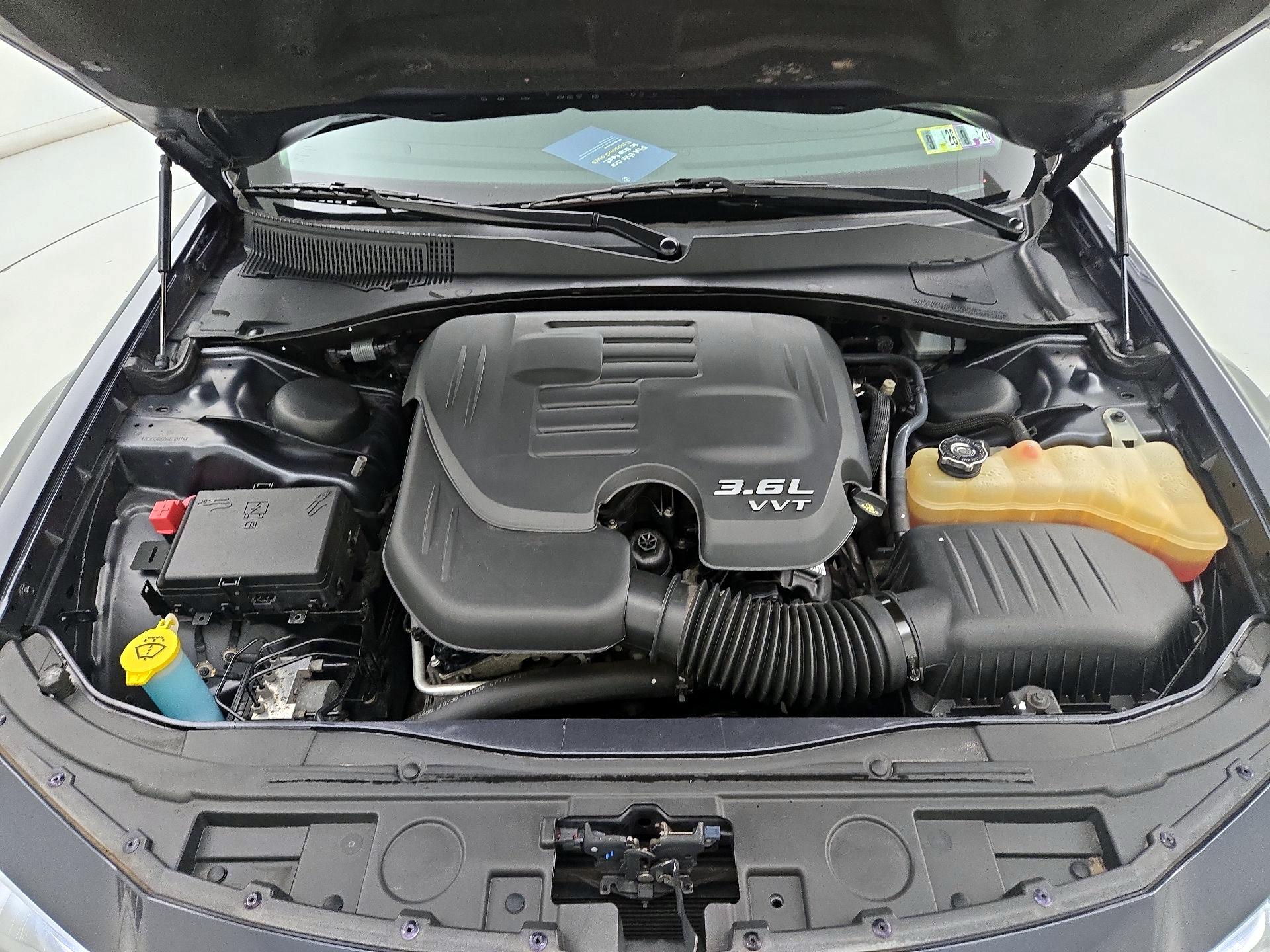 Thumbnail: 2016 Chrysler 300 - 20