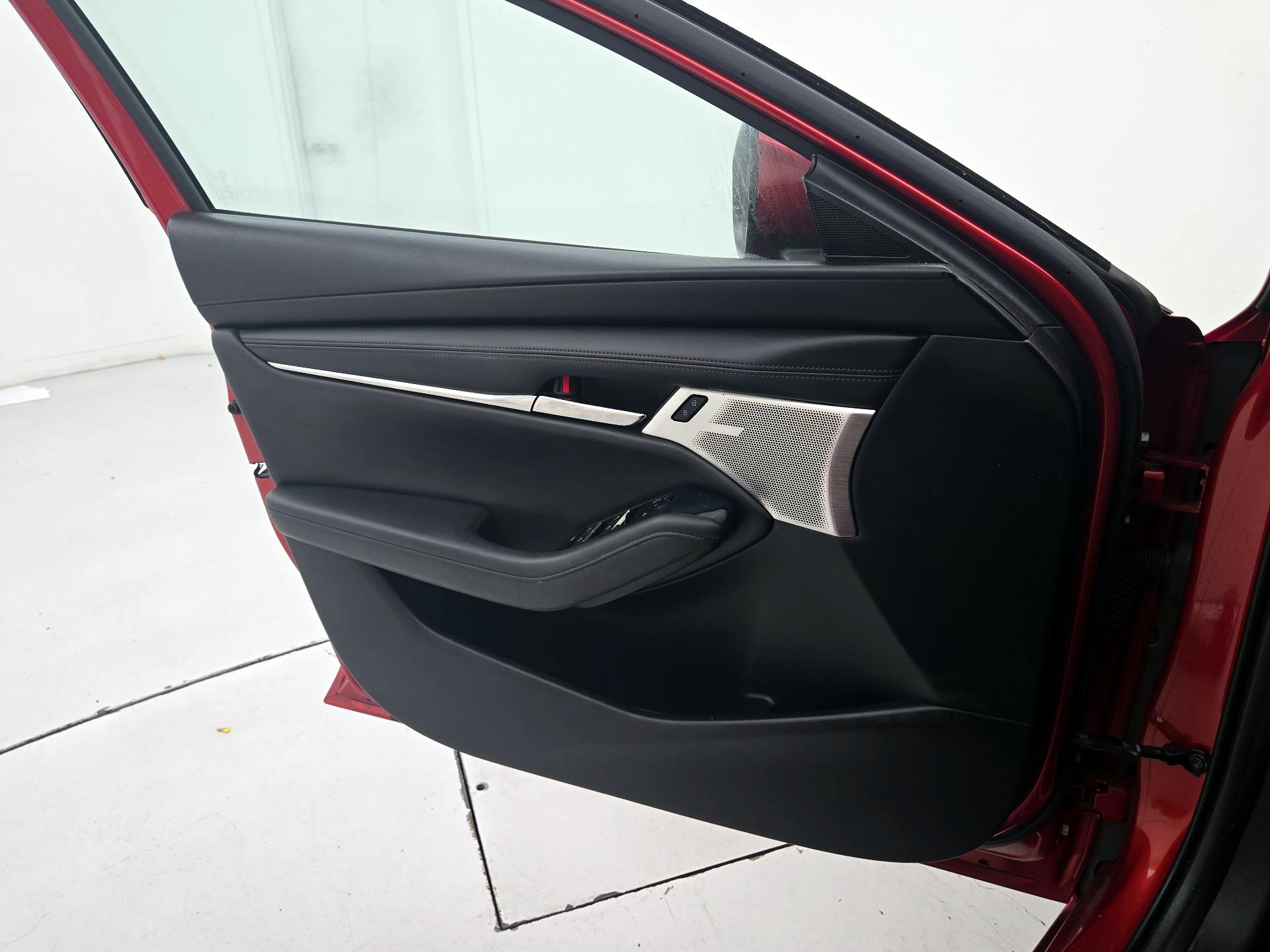 Thumbnail: 2019 Mazda Mazda3 - 12