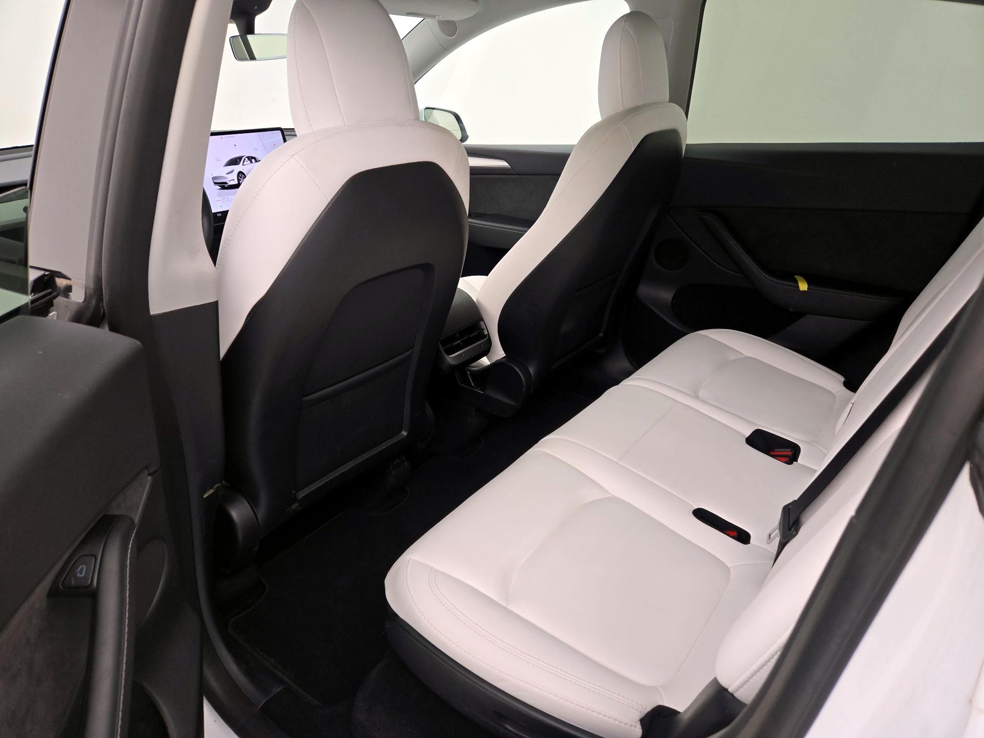 Thumbnail: 2023 Tesla Model Y - 18