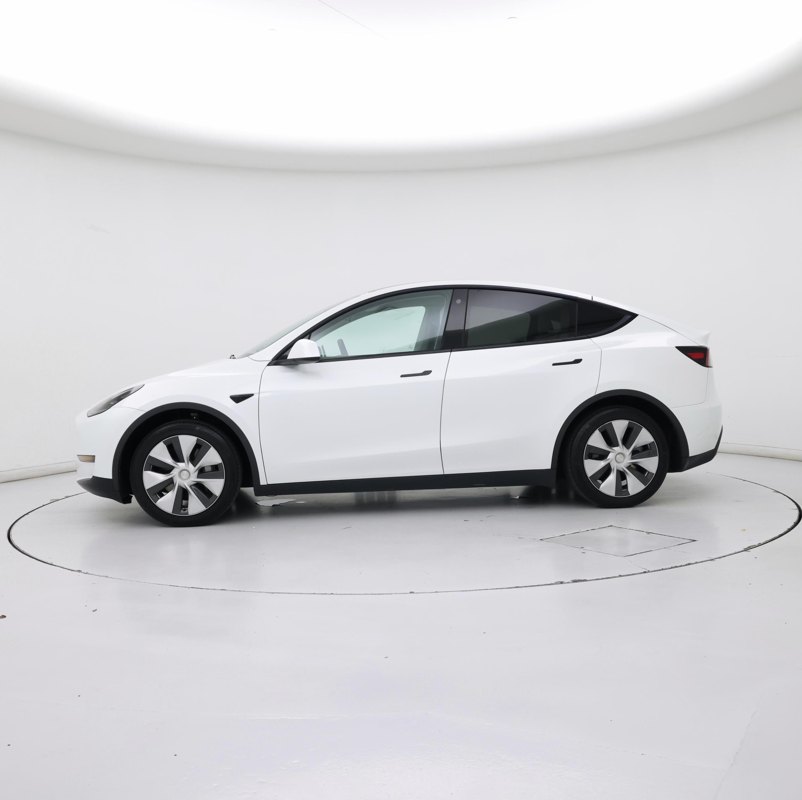 Thumbnail: 2023 Tesla Model Y - 3