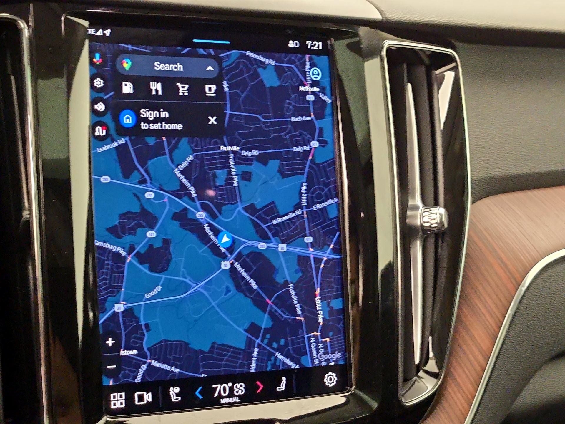 Thumbnail: 2024 Volvo XC60 - 13