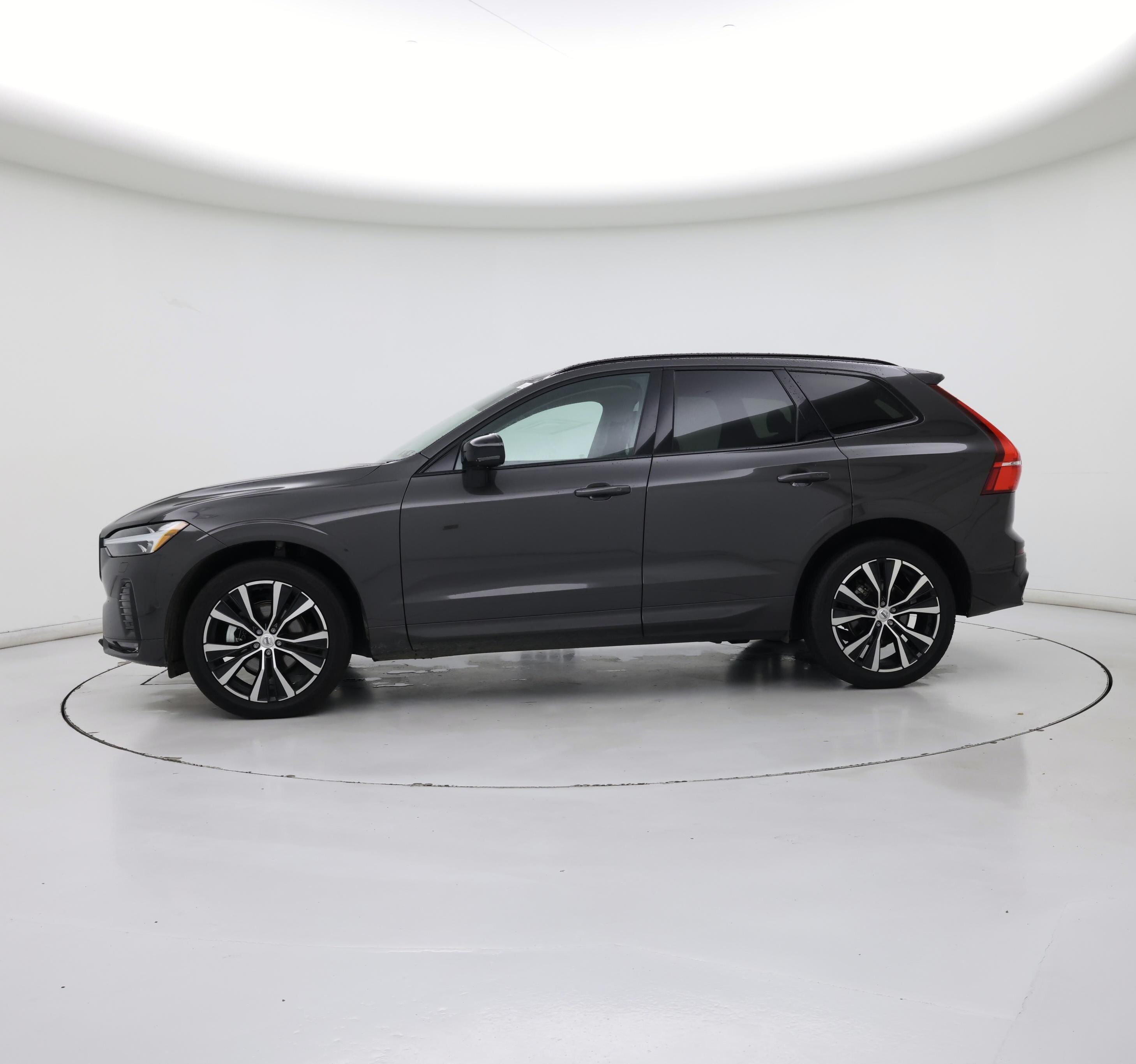 Thumbnail: 2024 Volvo XC60 - 3