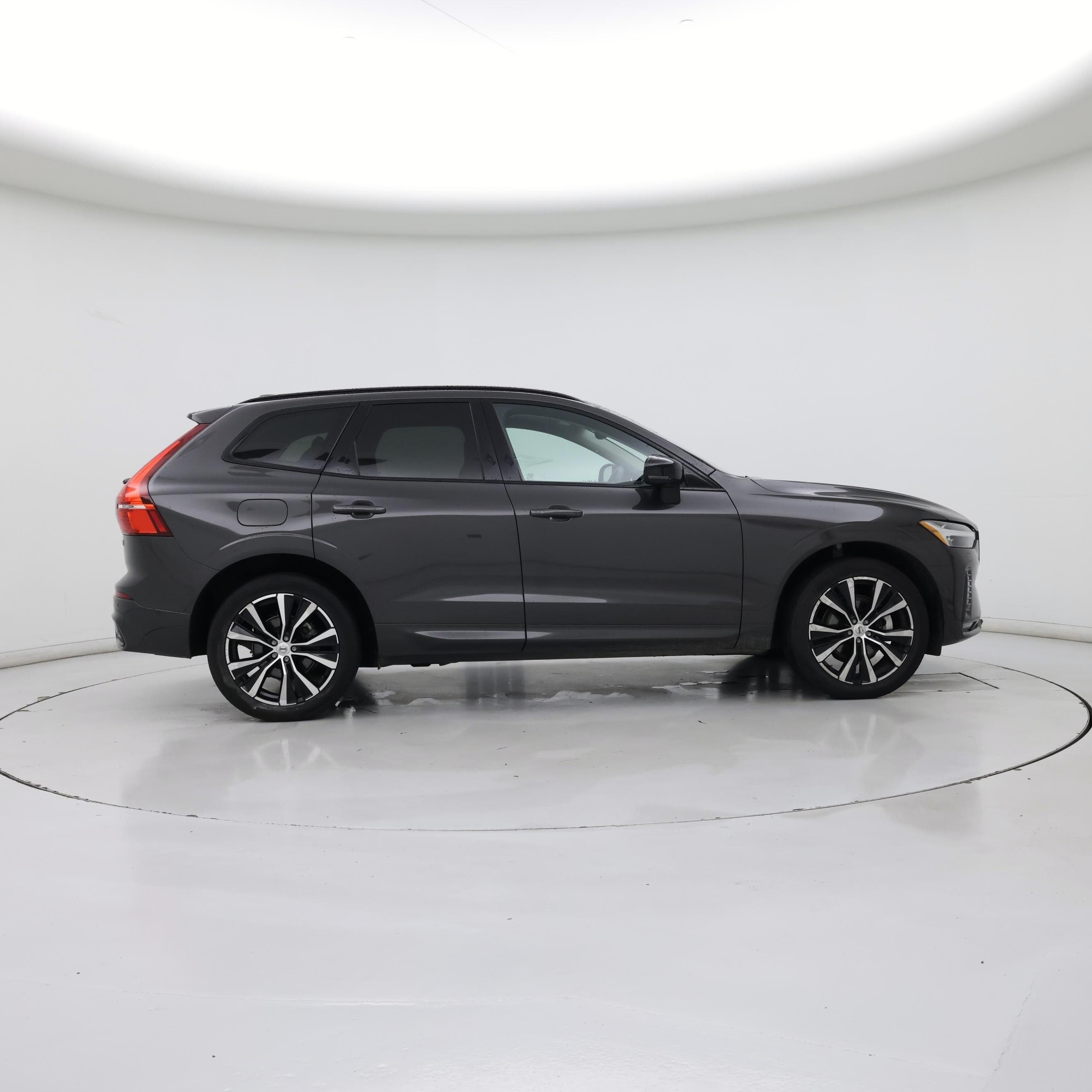 Thumbnail: 2024 Volvo XC60 - 7