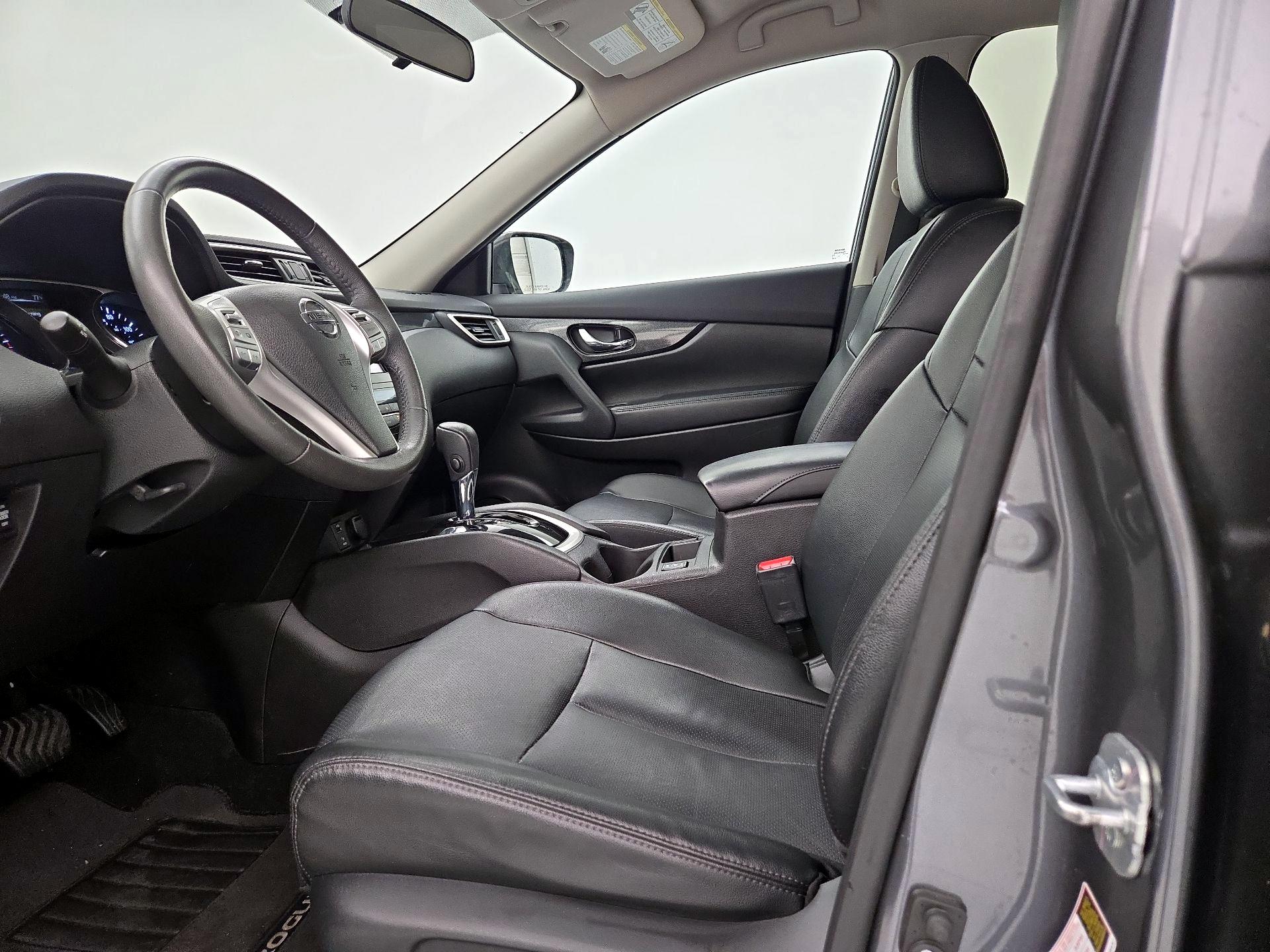Thumbnail: 2016 Nissan Rogue - 11