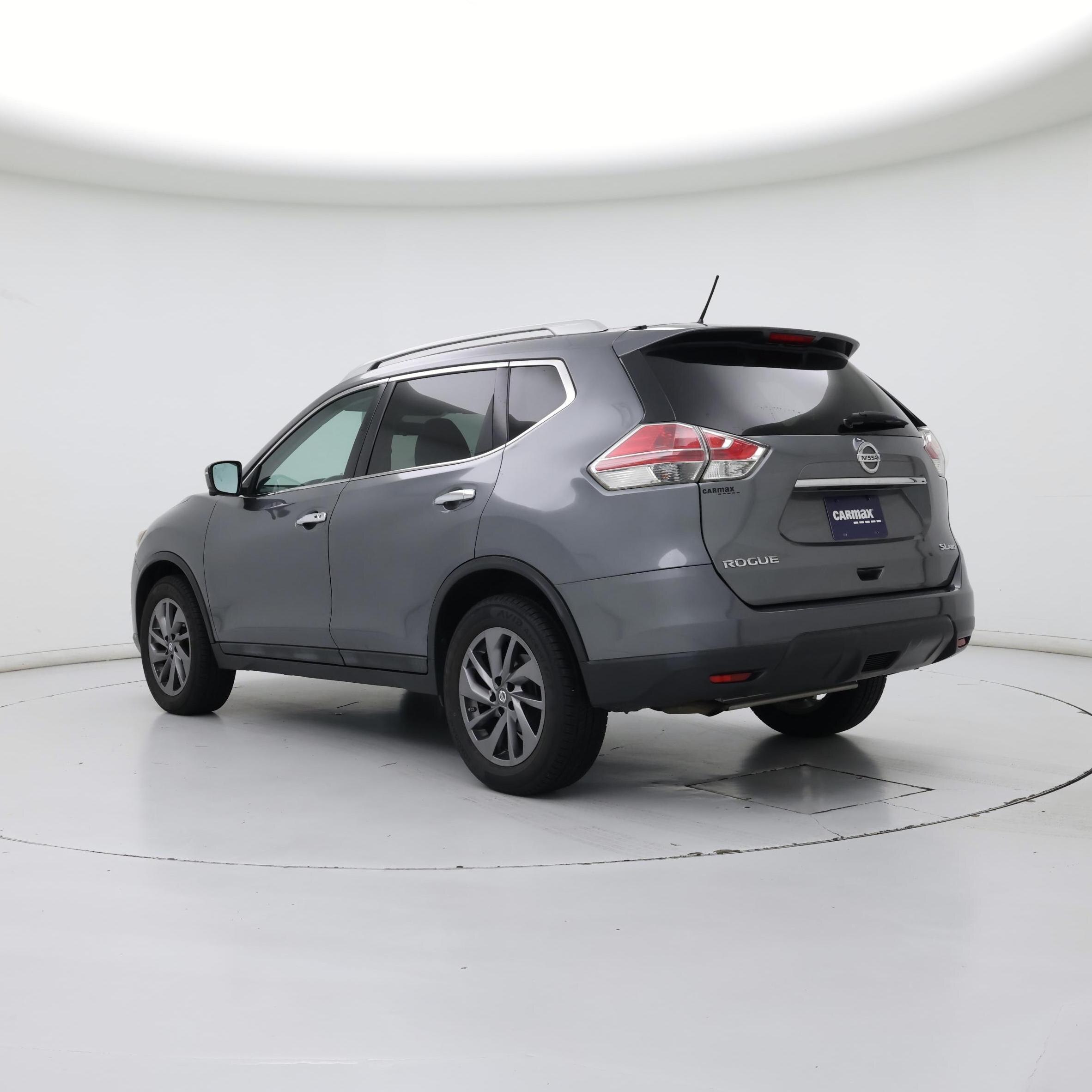 Thumbnail: 2016 Nissan Rogue - 2