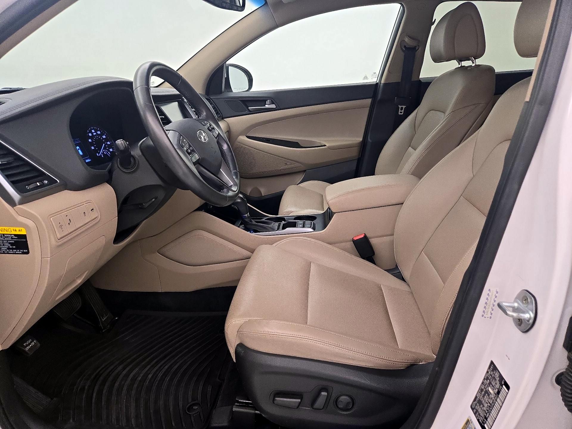 Thumbnail: 2017 Hyundai Tucson - 11