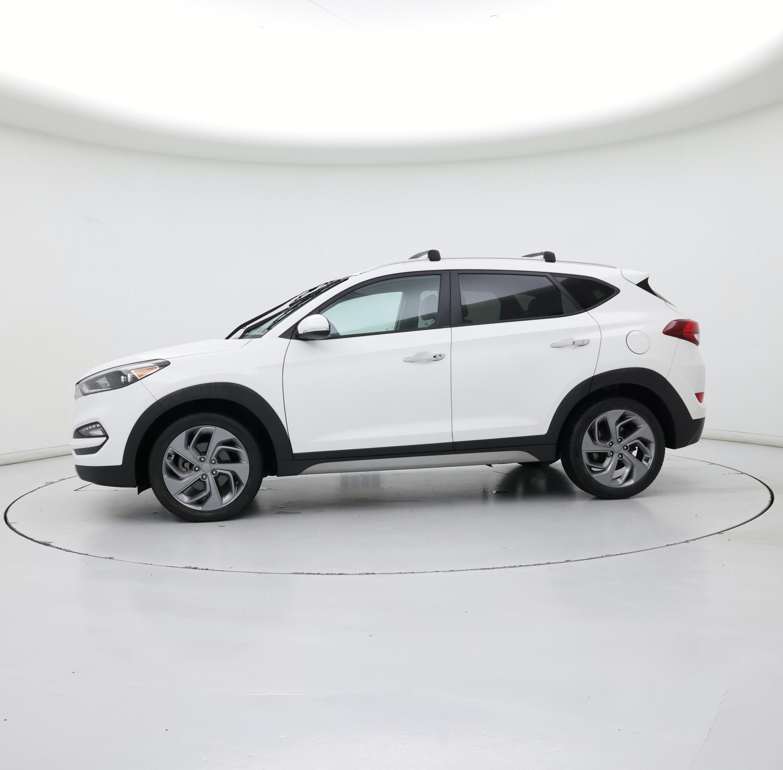 Thumbnail: 2017 Hyundai Tucson - 3