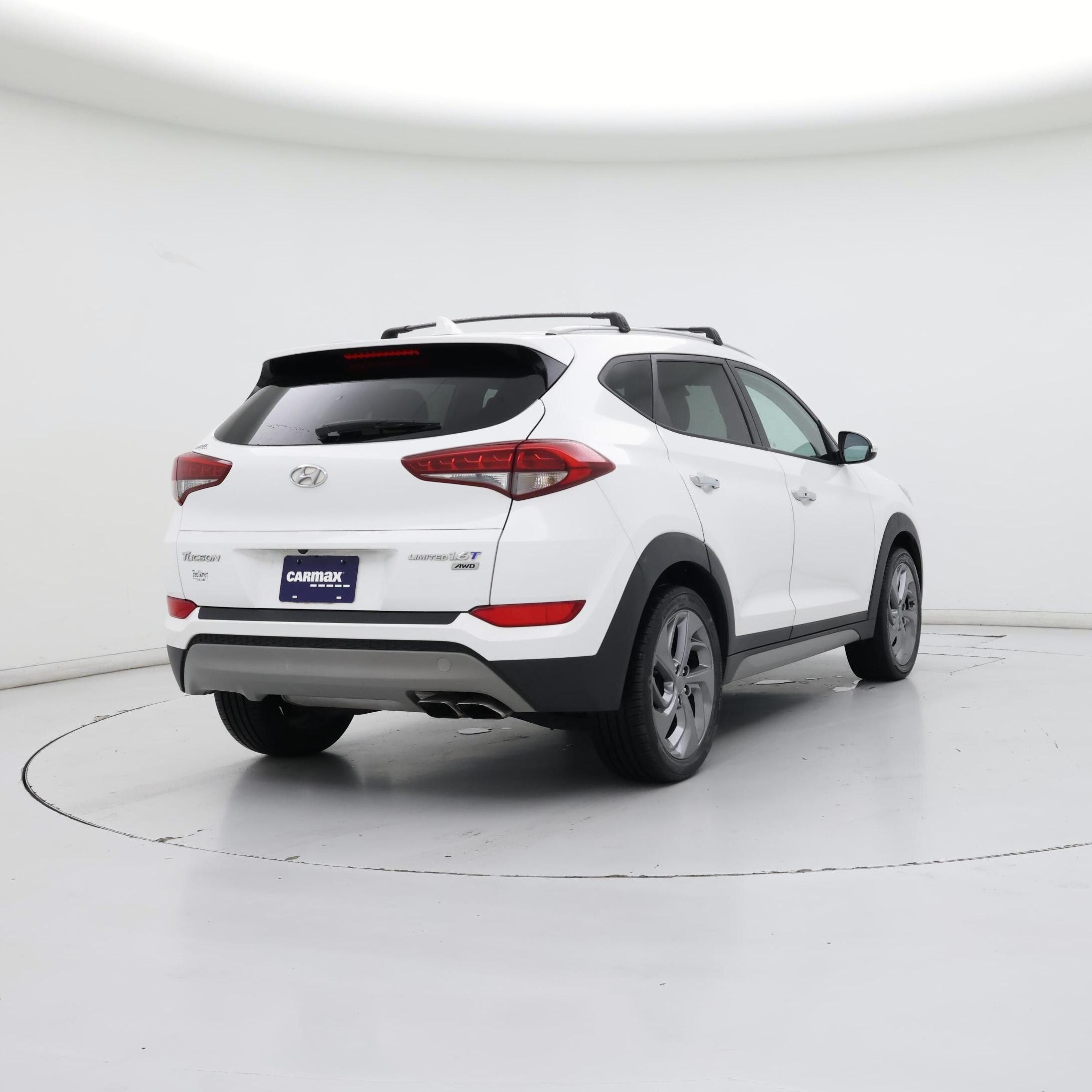 Thumbnail: 2017 Hyundai Tucson - 8