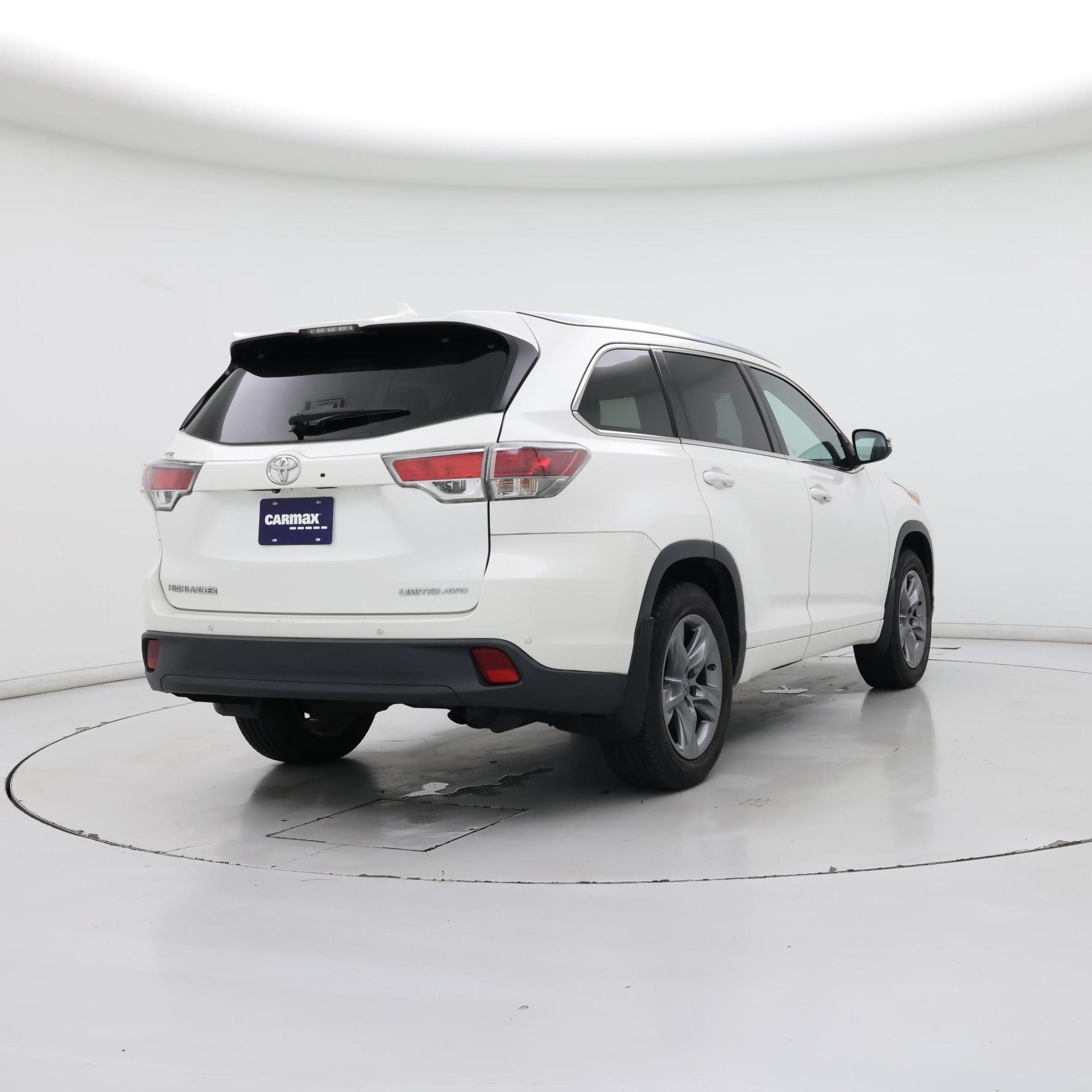 Thumbnail: 2015 Toyota Highlander - 8