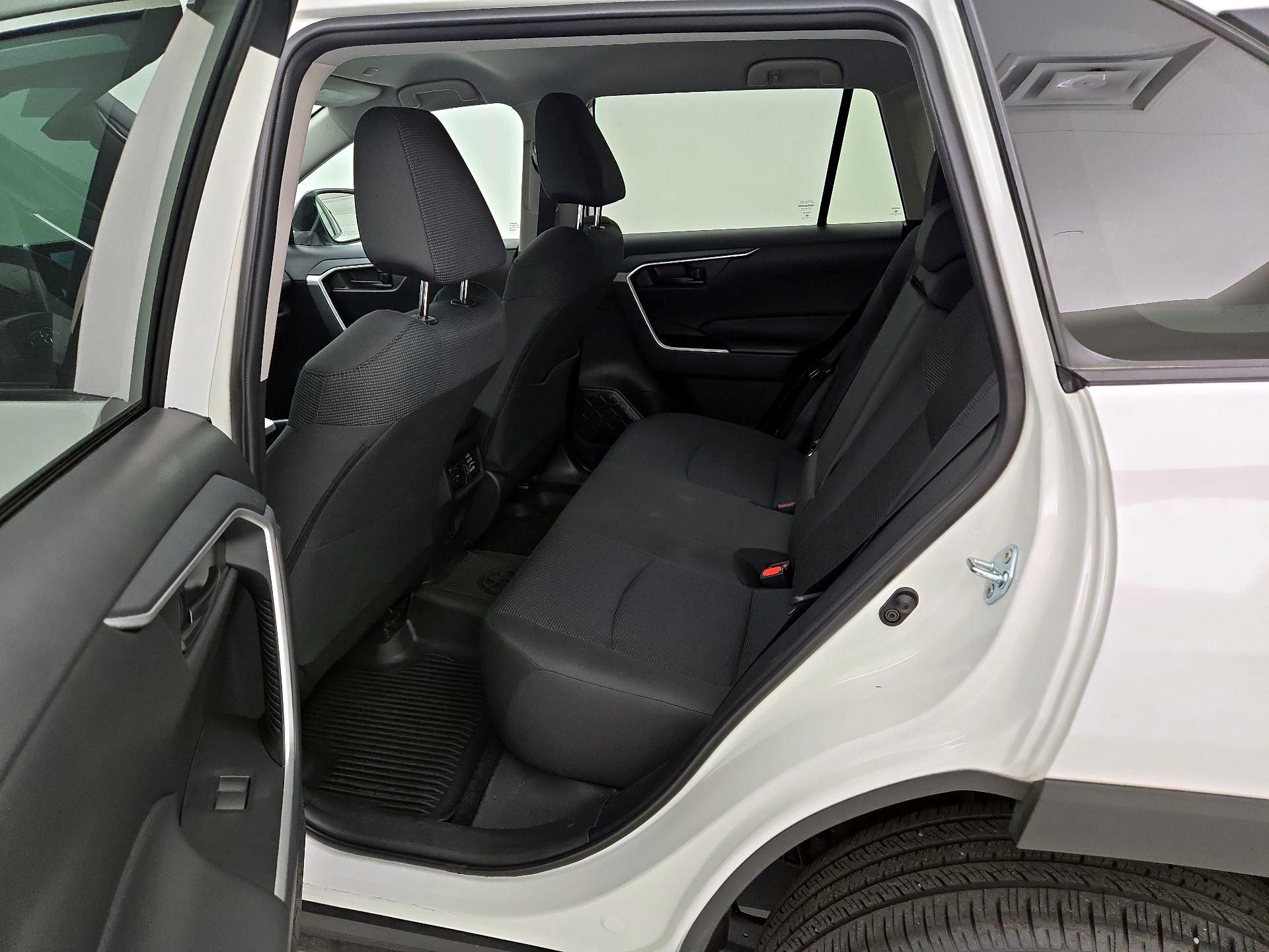 Thumbnail: 2025 Toyota RAV4 - 19