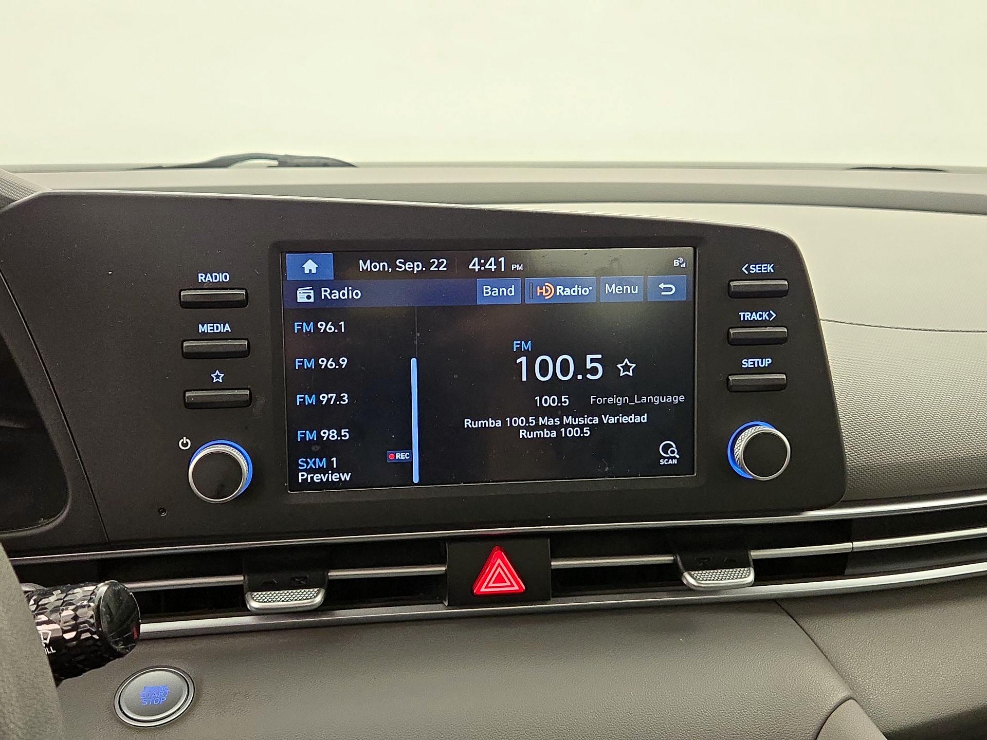 Thumbnail: 2023 Hyundai Elantra - 15