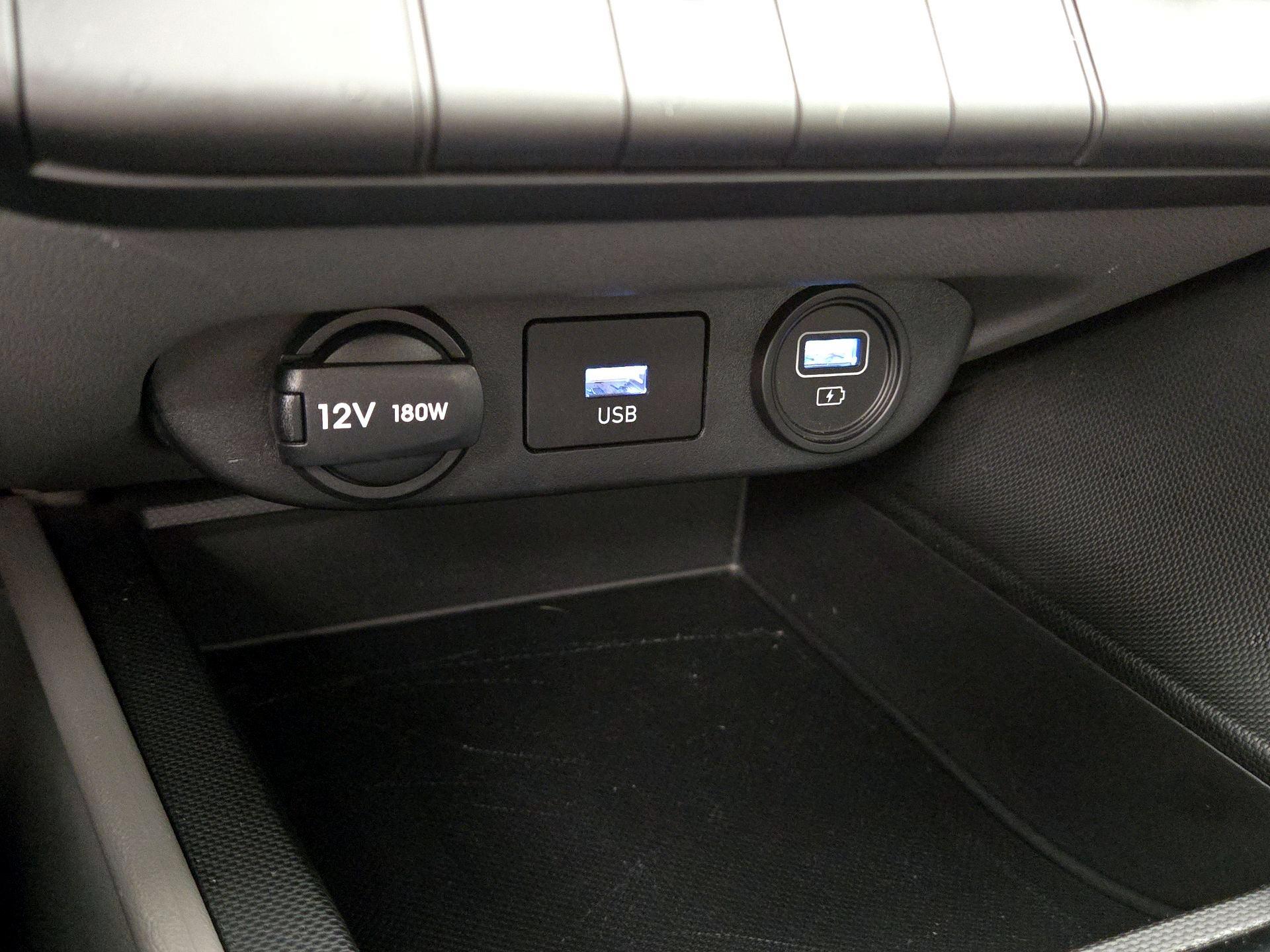 Thumbnail: 2023 Hyundai Elantra - 18