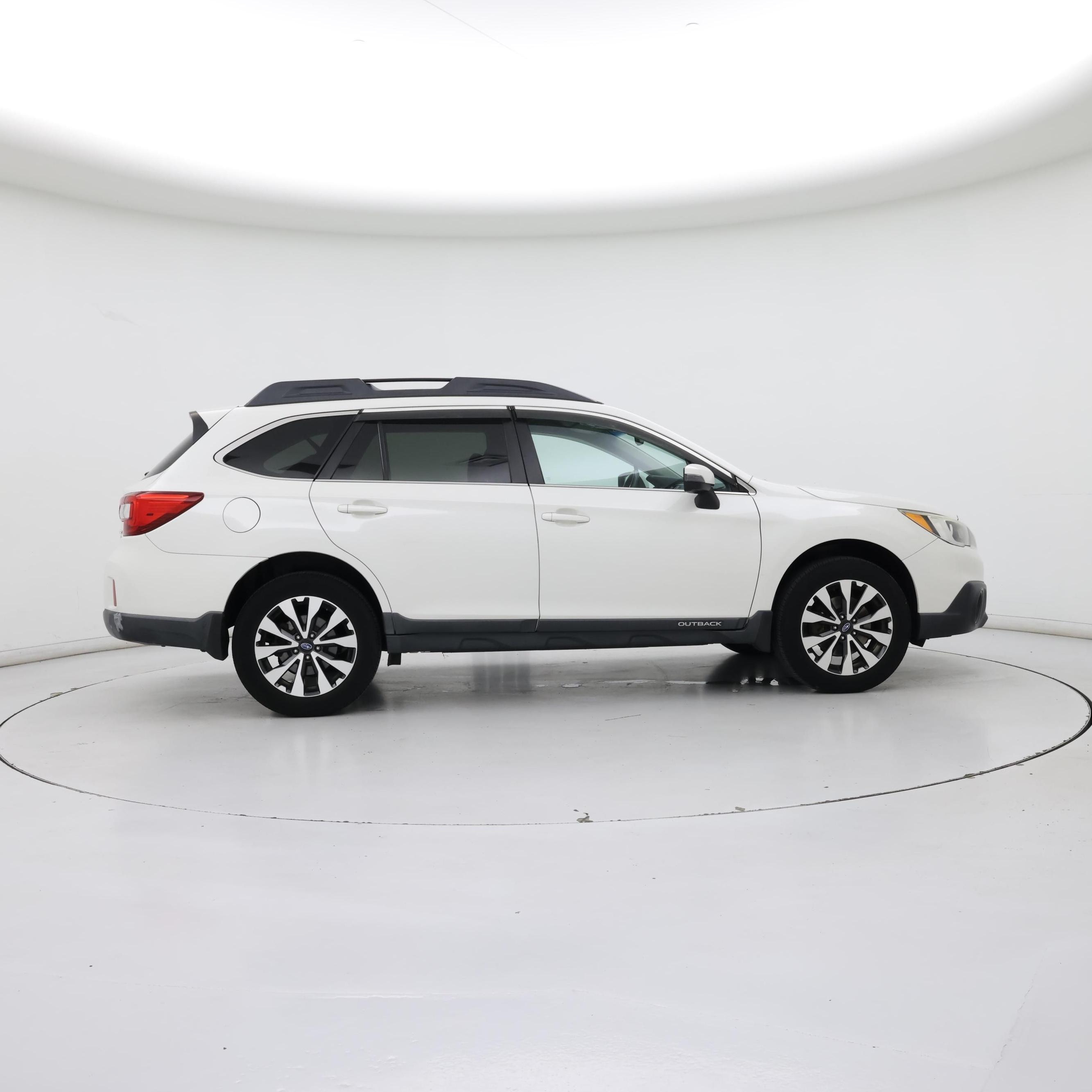Thumbnail: 2015 Subaru Outback - 7