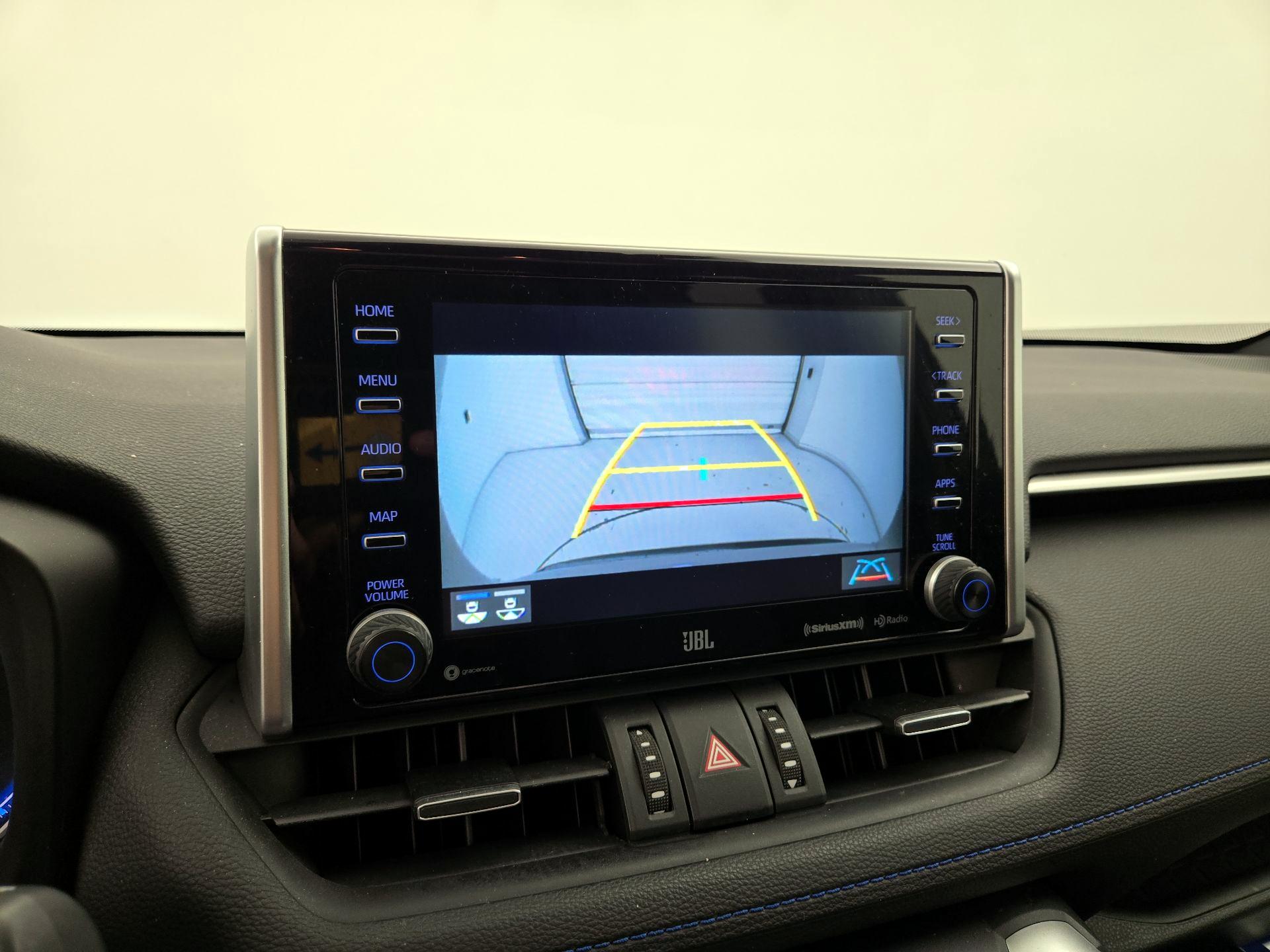 Thumbnail: 2020 Toyota RAV4 - 15