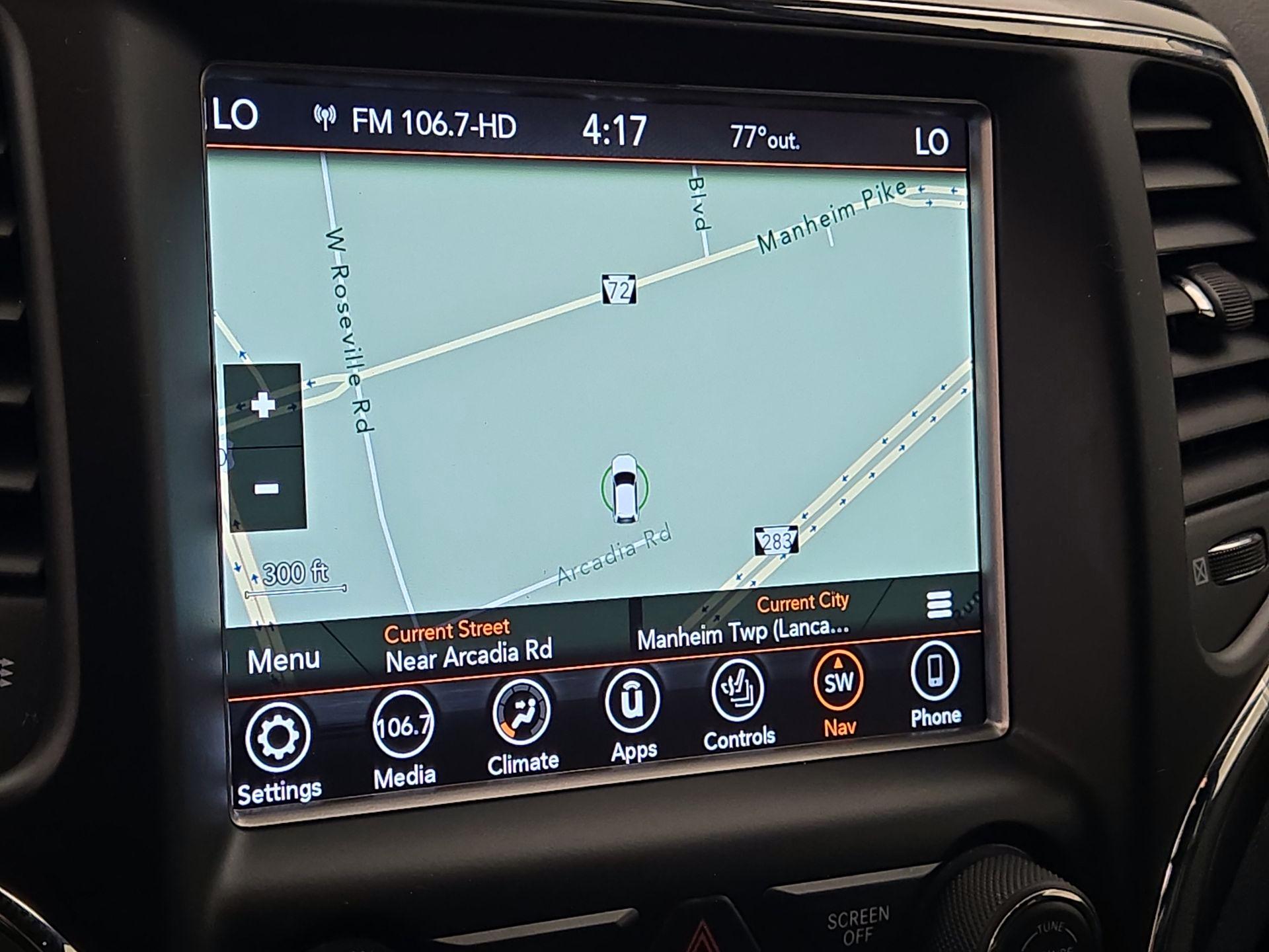 Thumbnail: 2018 Jeep Grand Cherokee - 14