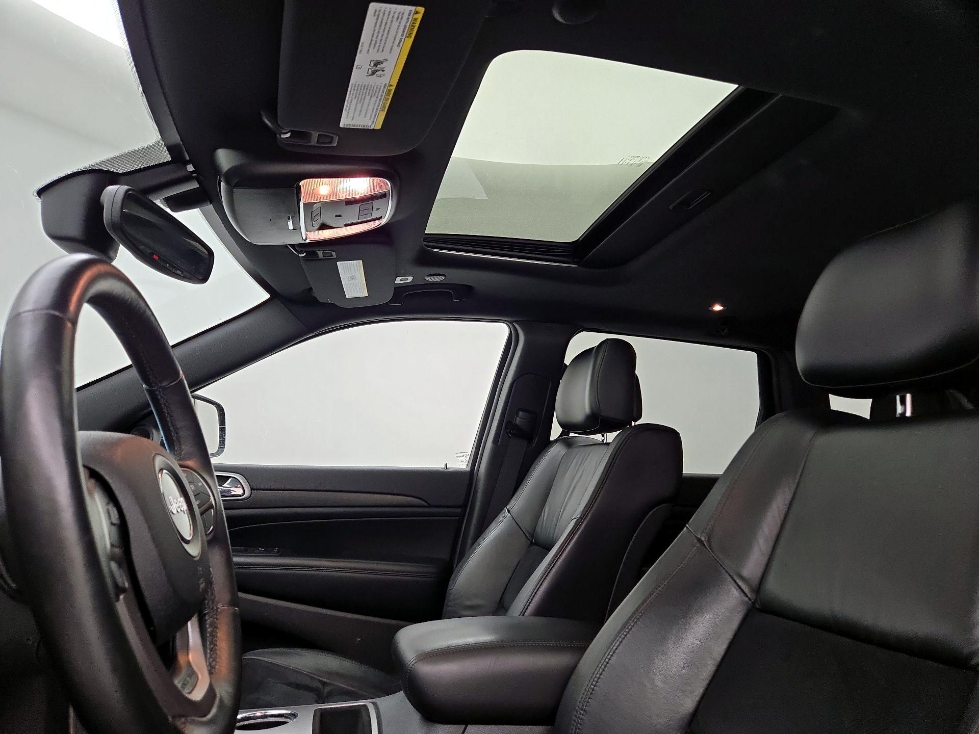 Thumbnail: 2018 Jeep Grand Cherokee - 20