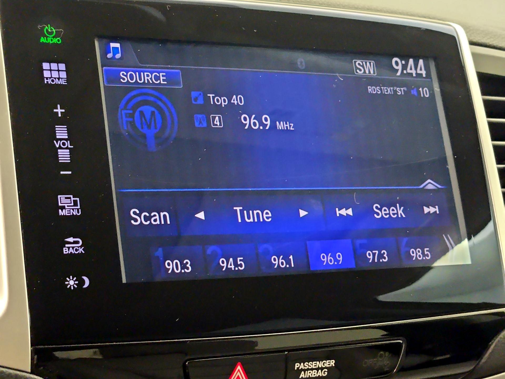 Thumbnail: 2016 Honda Pilot - 14