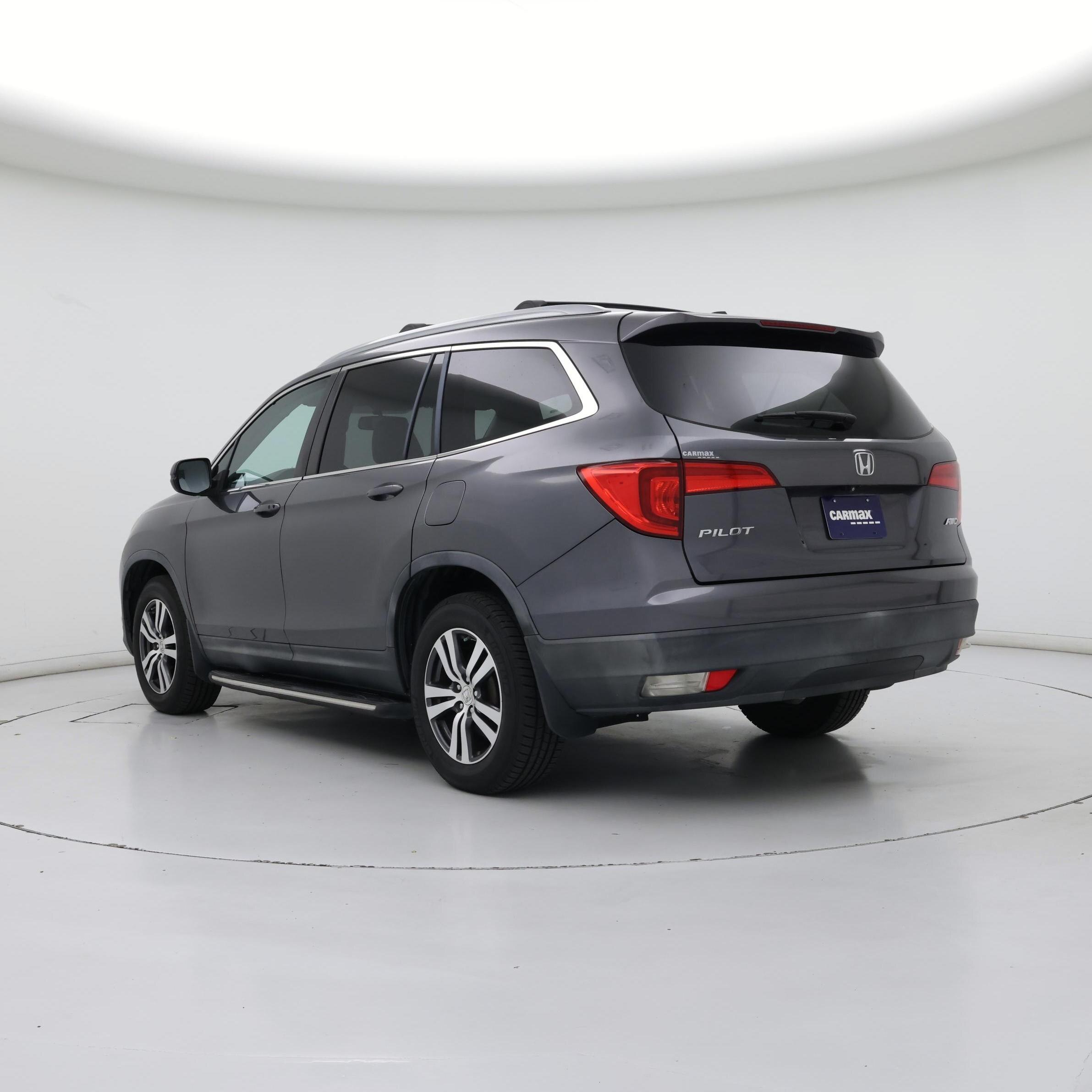 Thumbnail: 2016 Honda Pilot - 2