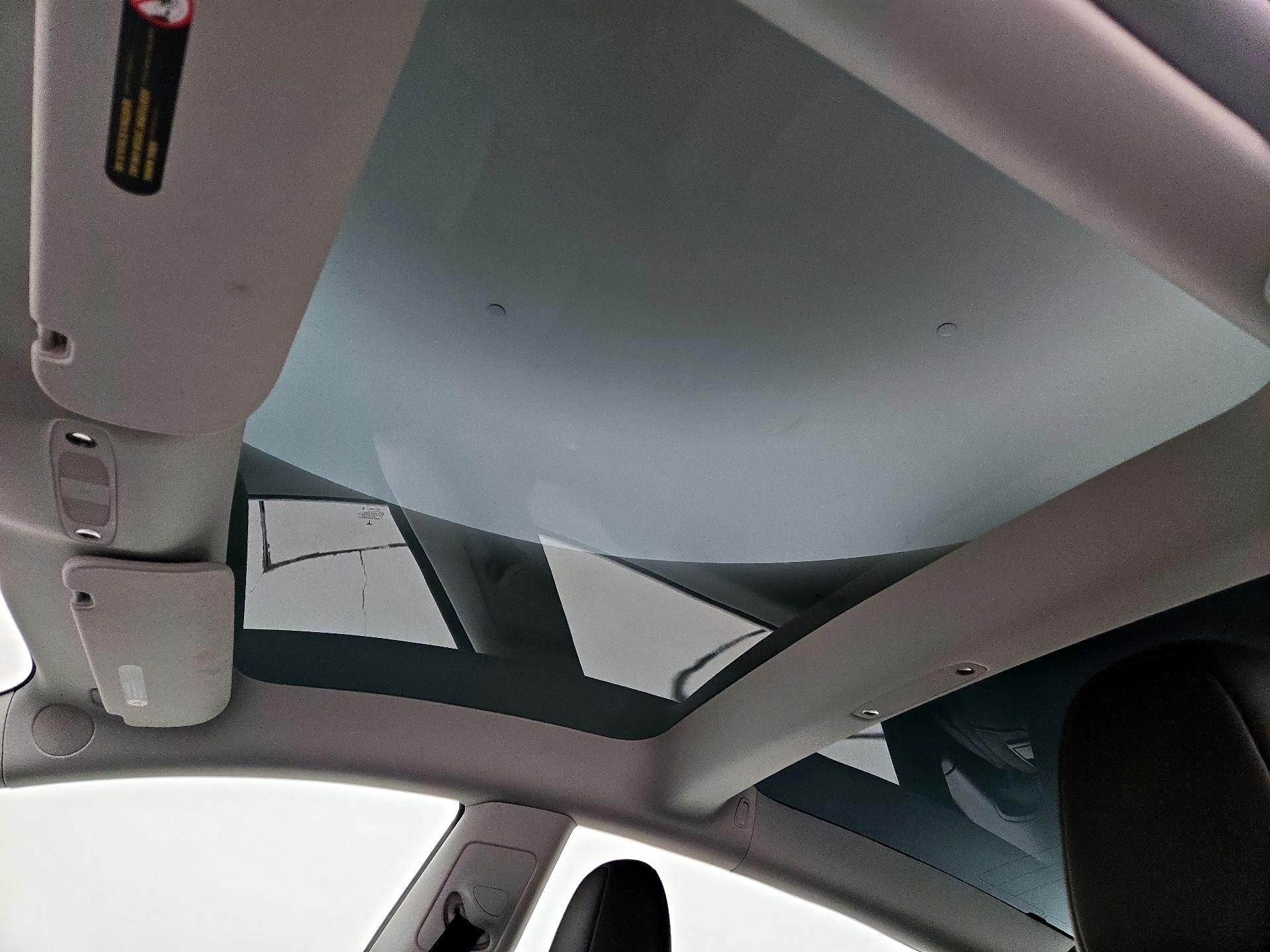 Thumbnail: 2023 Tesla Model 3 - 17