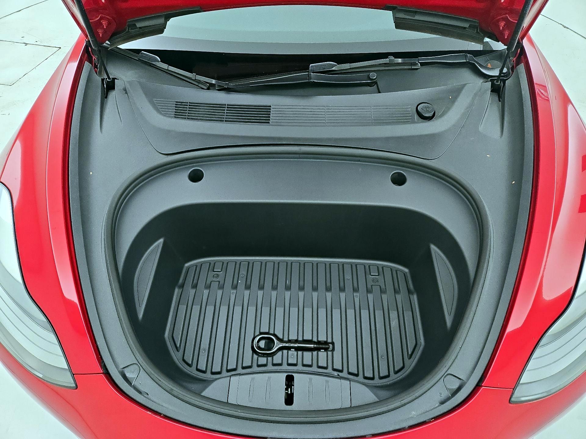 Thumbnail: 2023 Tesla Model 3 - 20