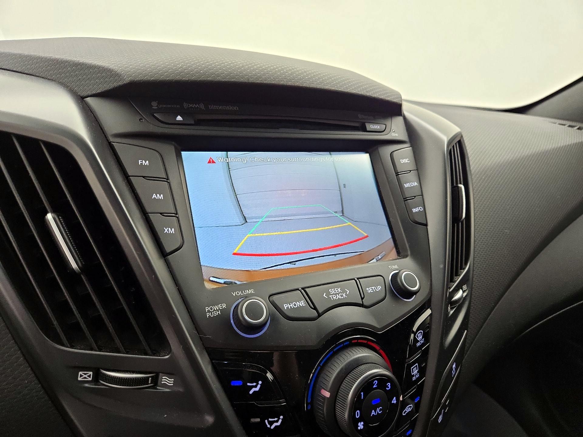 Thumbnail: 2016 Hyundai Veloster - 14