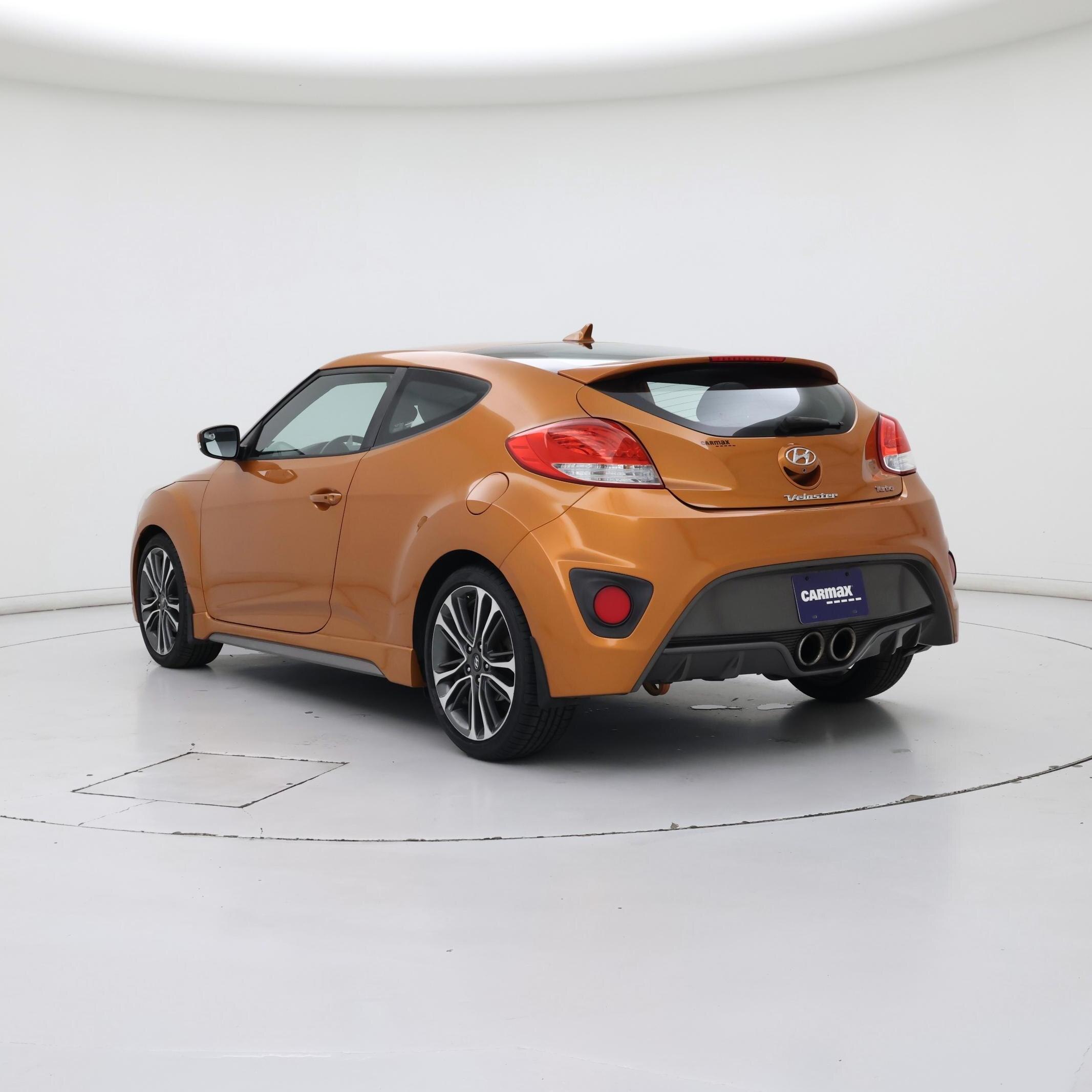 Thumbnail: 2016 Hyundai Veloster - 2