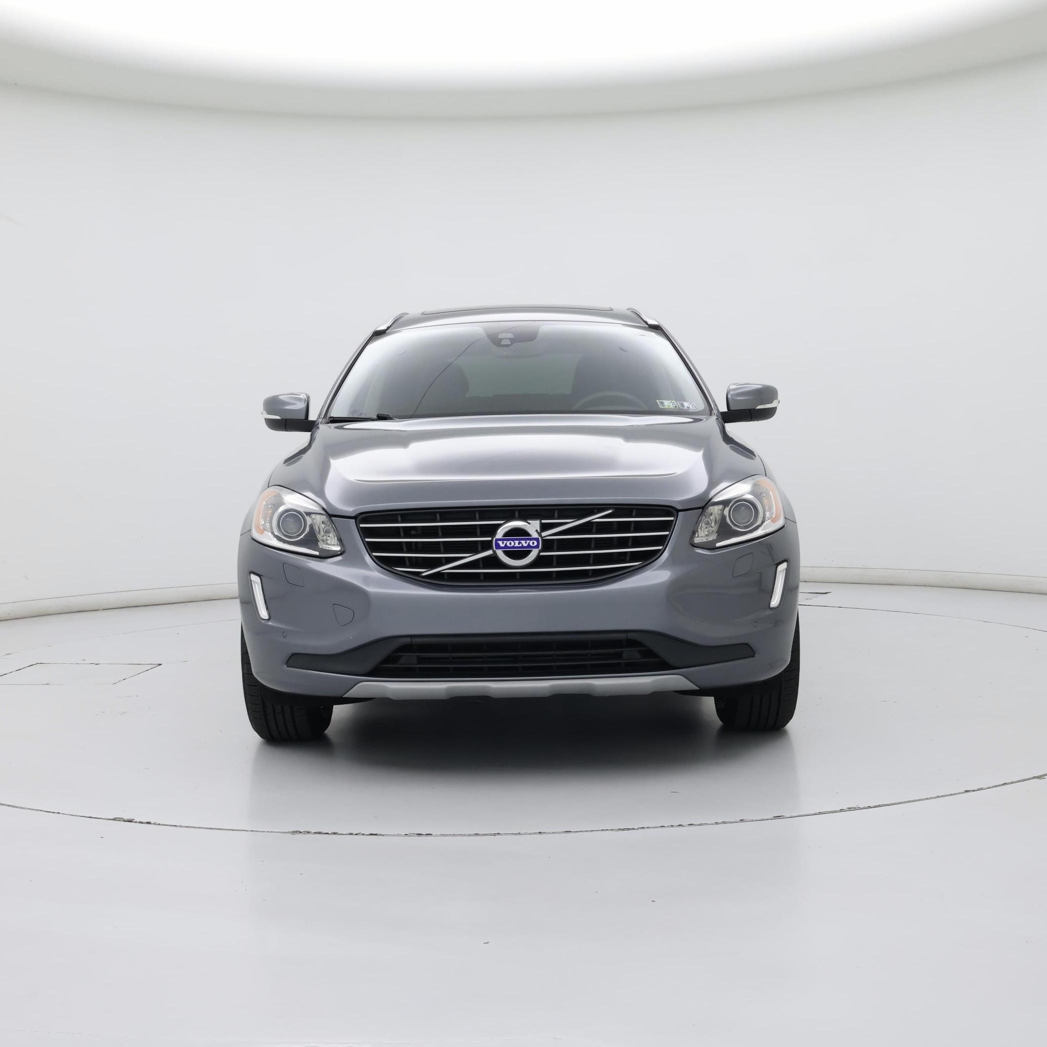 Thumbnail: 2017 Volvo XC60 - 5