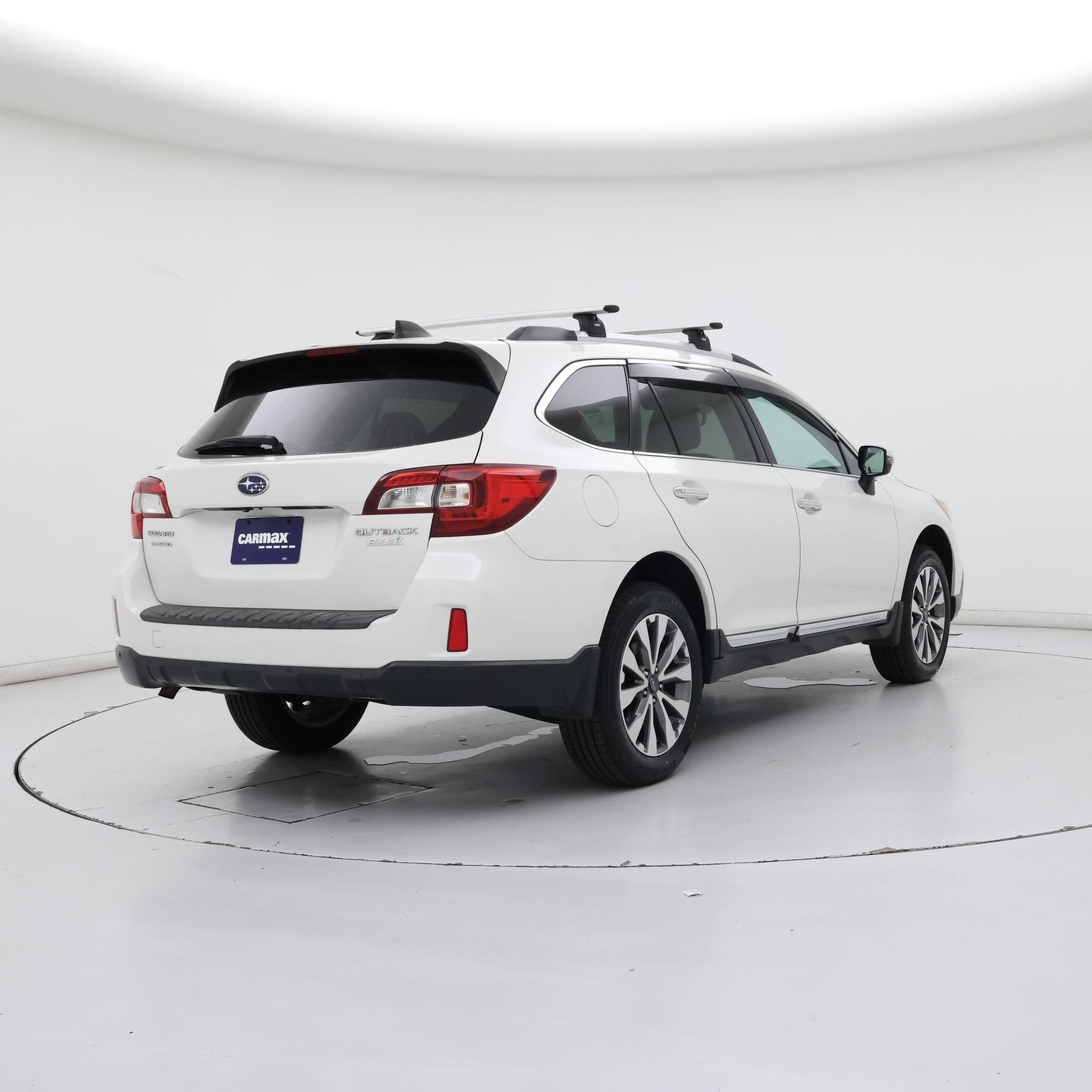 Thumbnail: 2017 Subaru Outback - 8