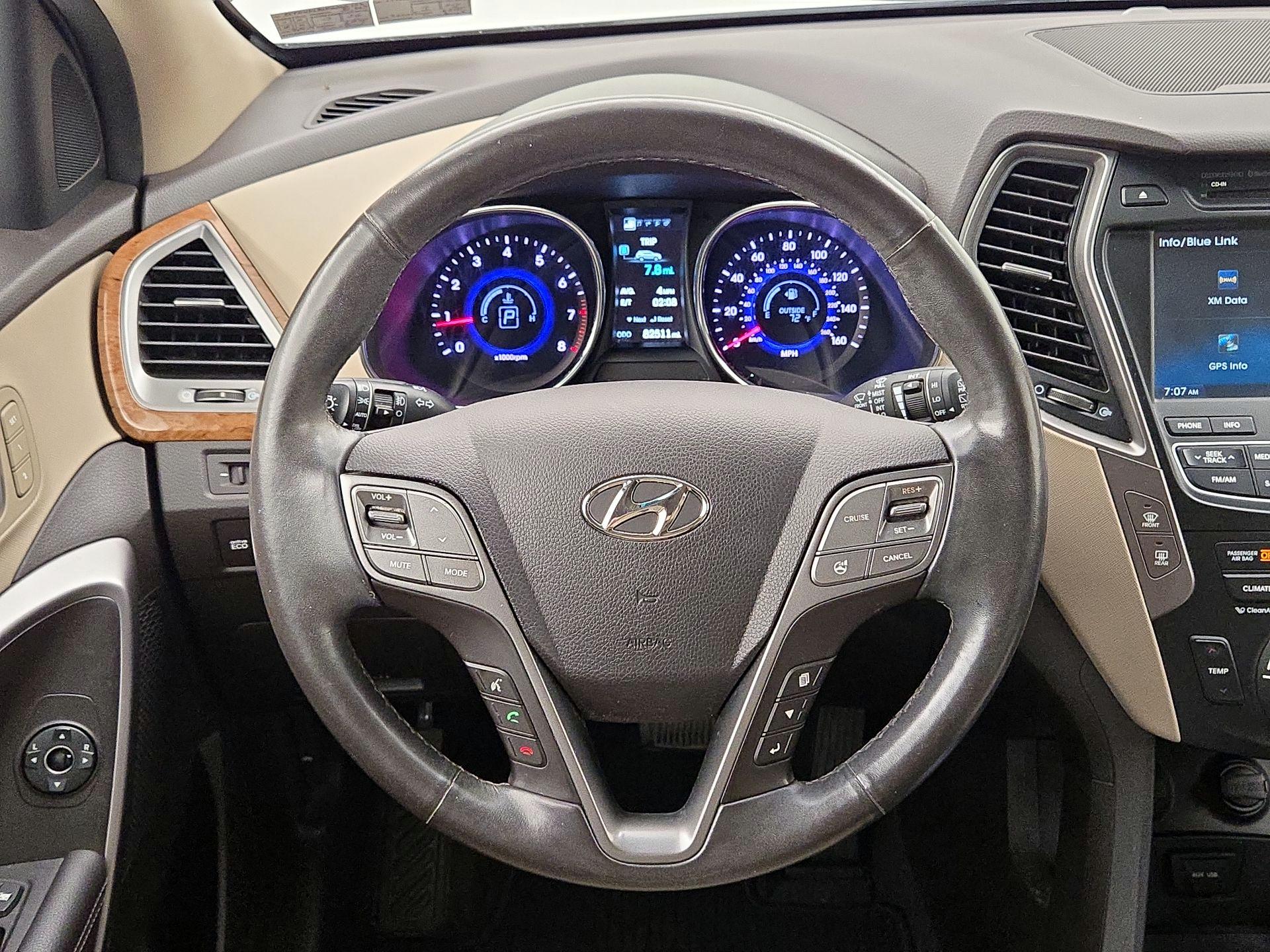 Thumbnail: 2015 Hyundai Santa Fe - 10