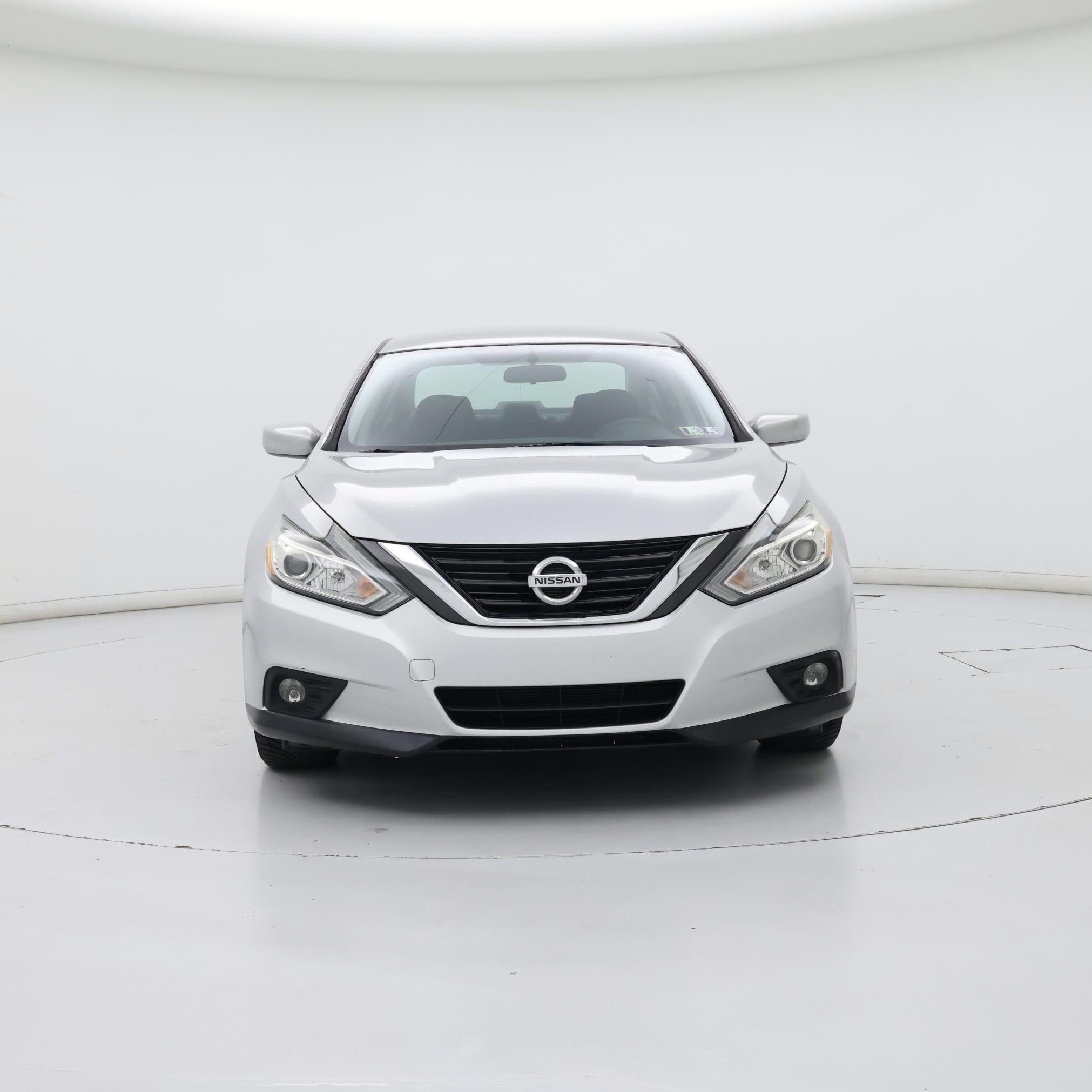 Thumbnail: 2017 Nissan Altima - 5