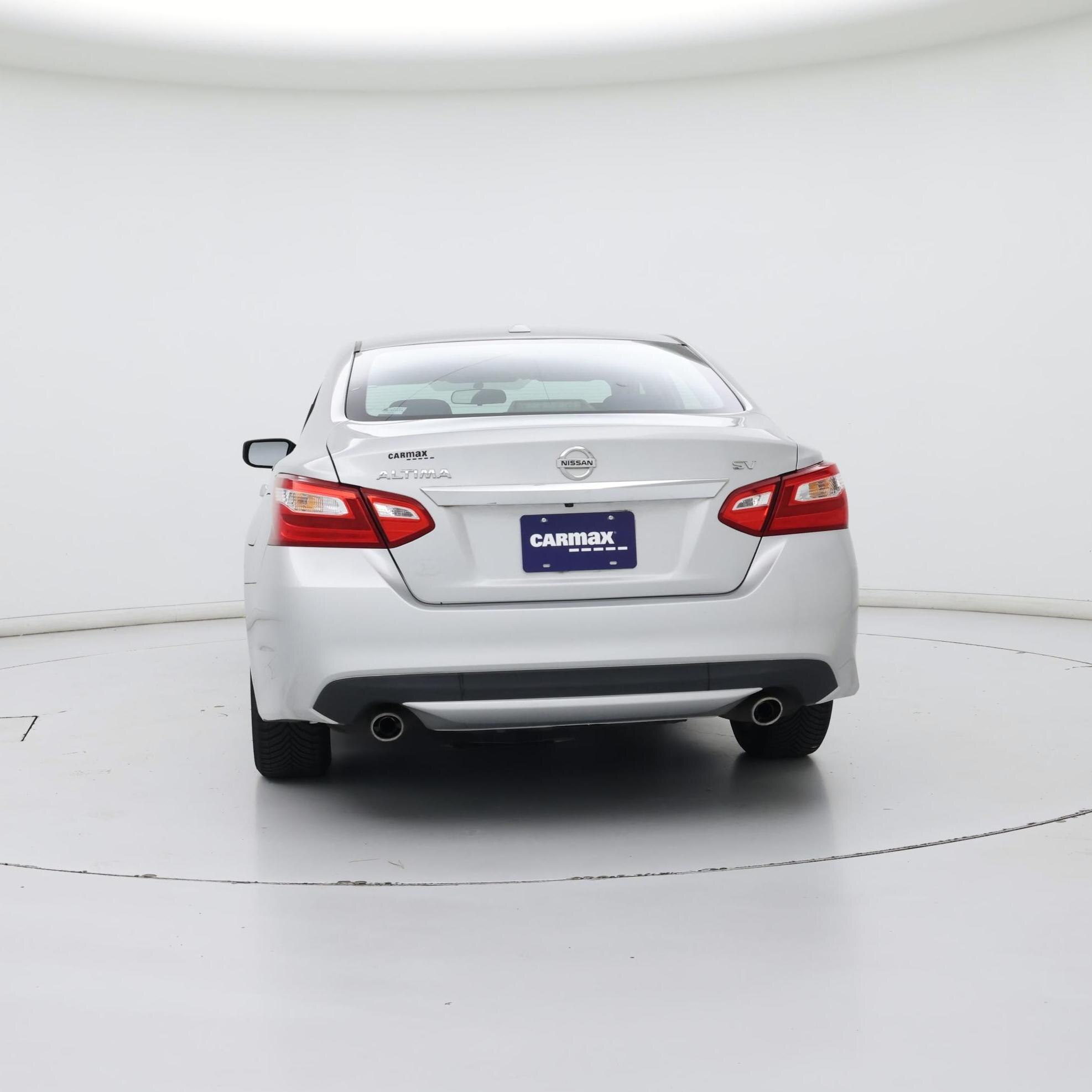 Thumbnail: 2017 Nissan Altima - 6