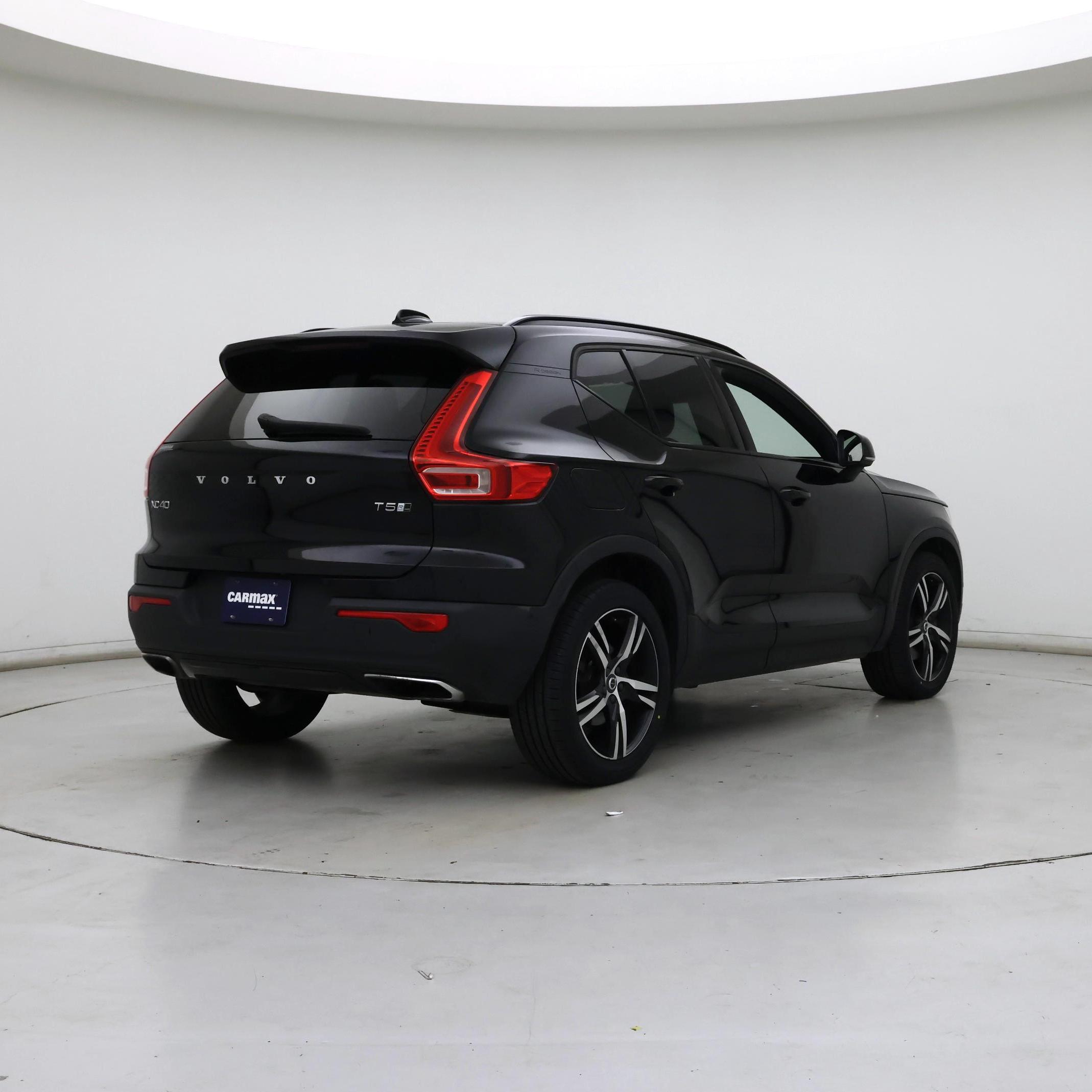 Thumbnail: 2019 Volvo XC40 - 8