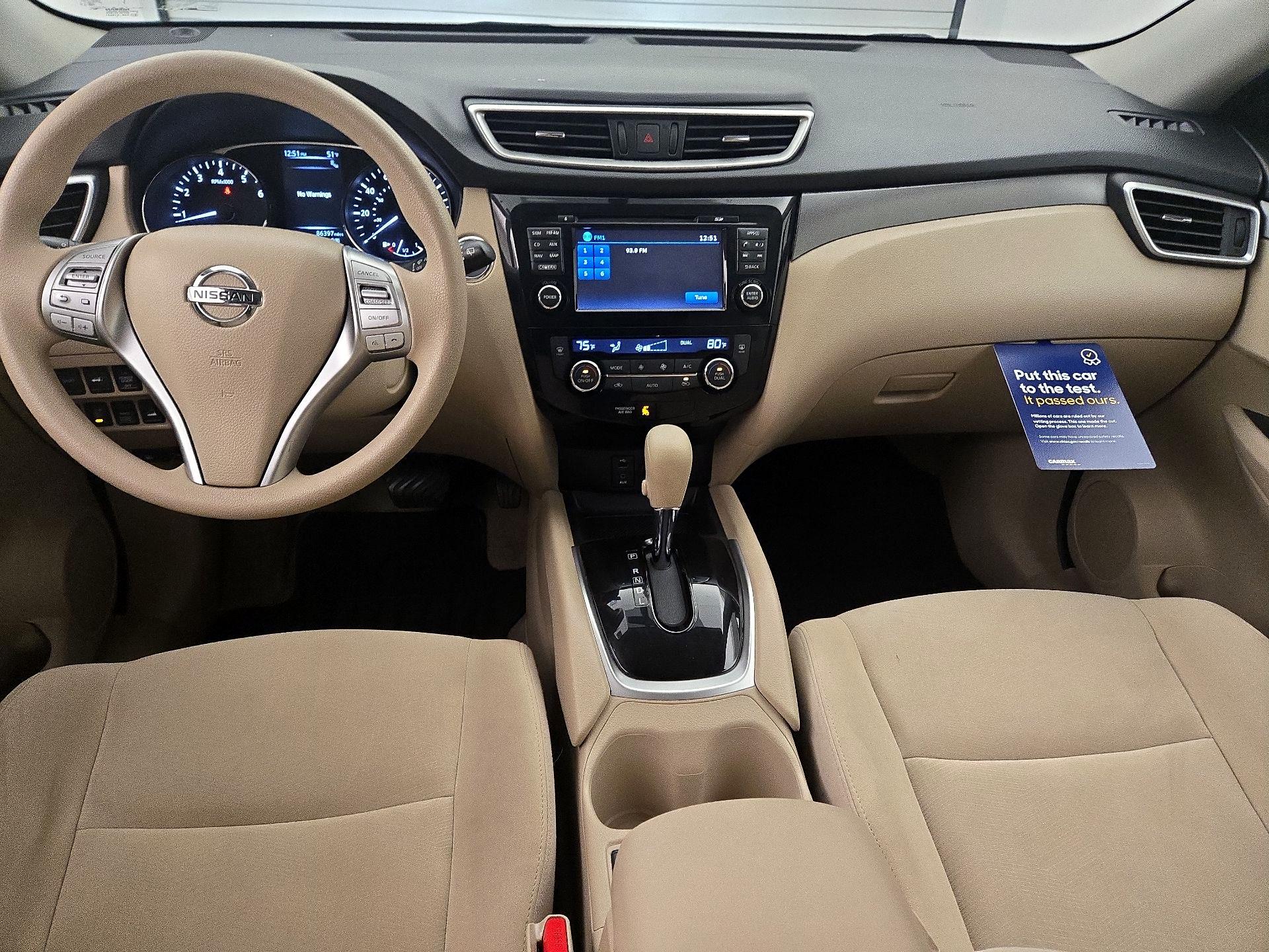 Thumbnail: 2015 Nissan Rogue - 9