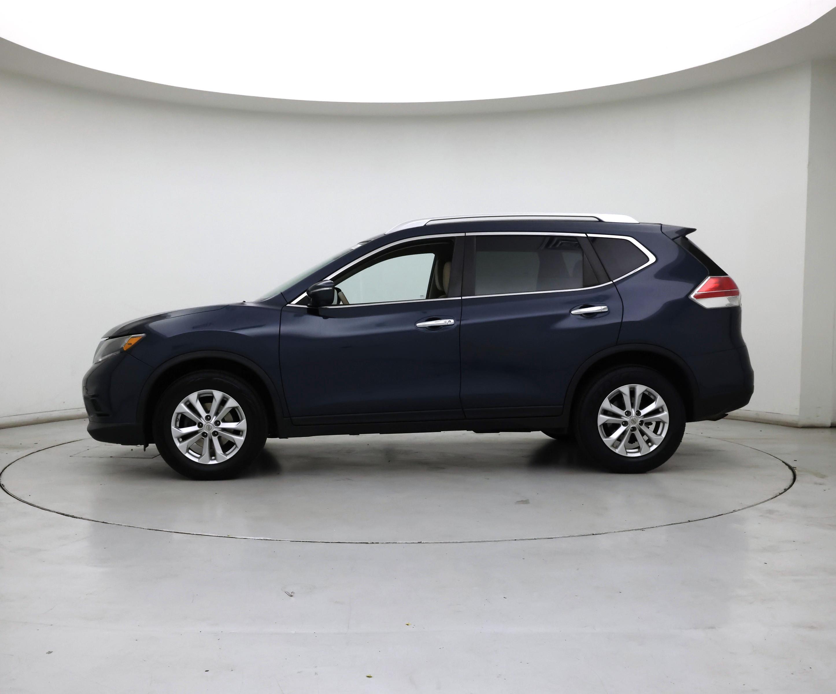 Thumbnail: 2015 Nissan Rogue - 3
