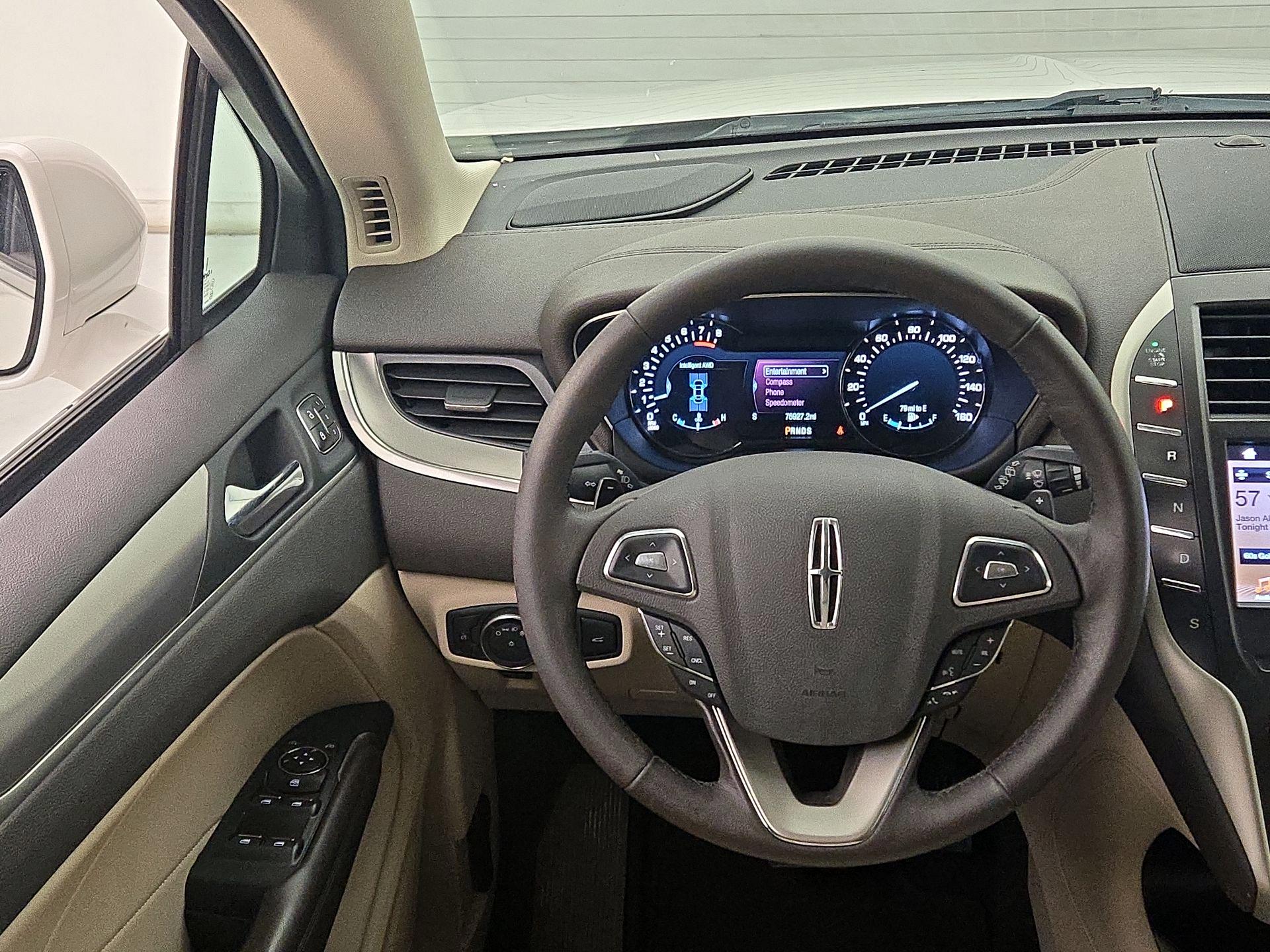 Thumbnail: 2019 Lincoln MKC - 10