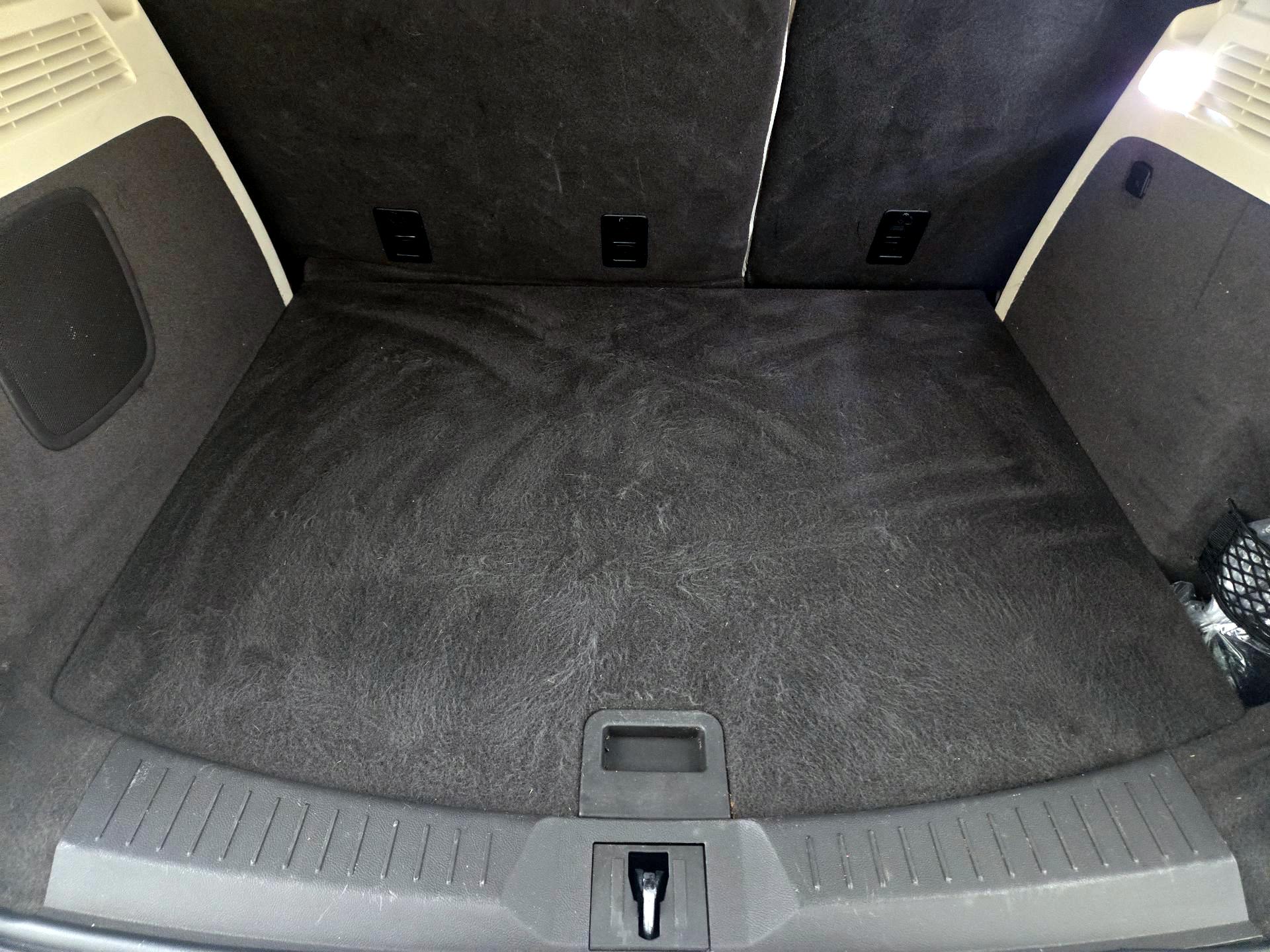 Thumbnail: 2019 Lincoln MKC - 19