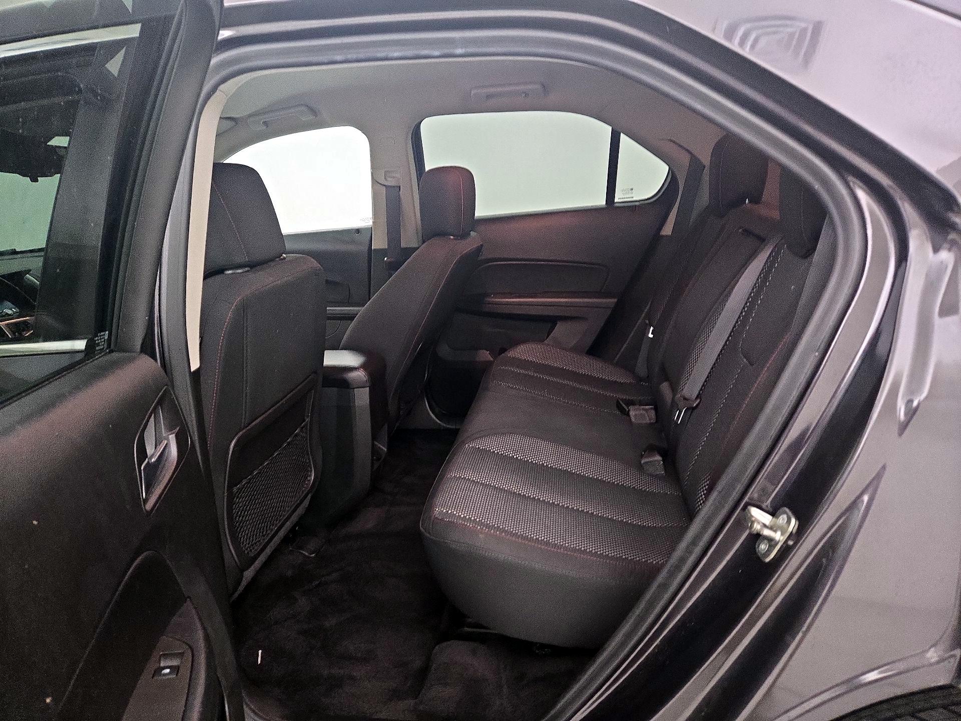 Thumbnail: 2016 Chevrolet Equinox - 18