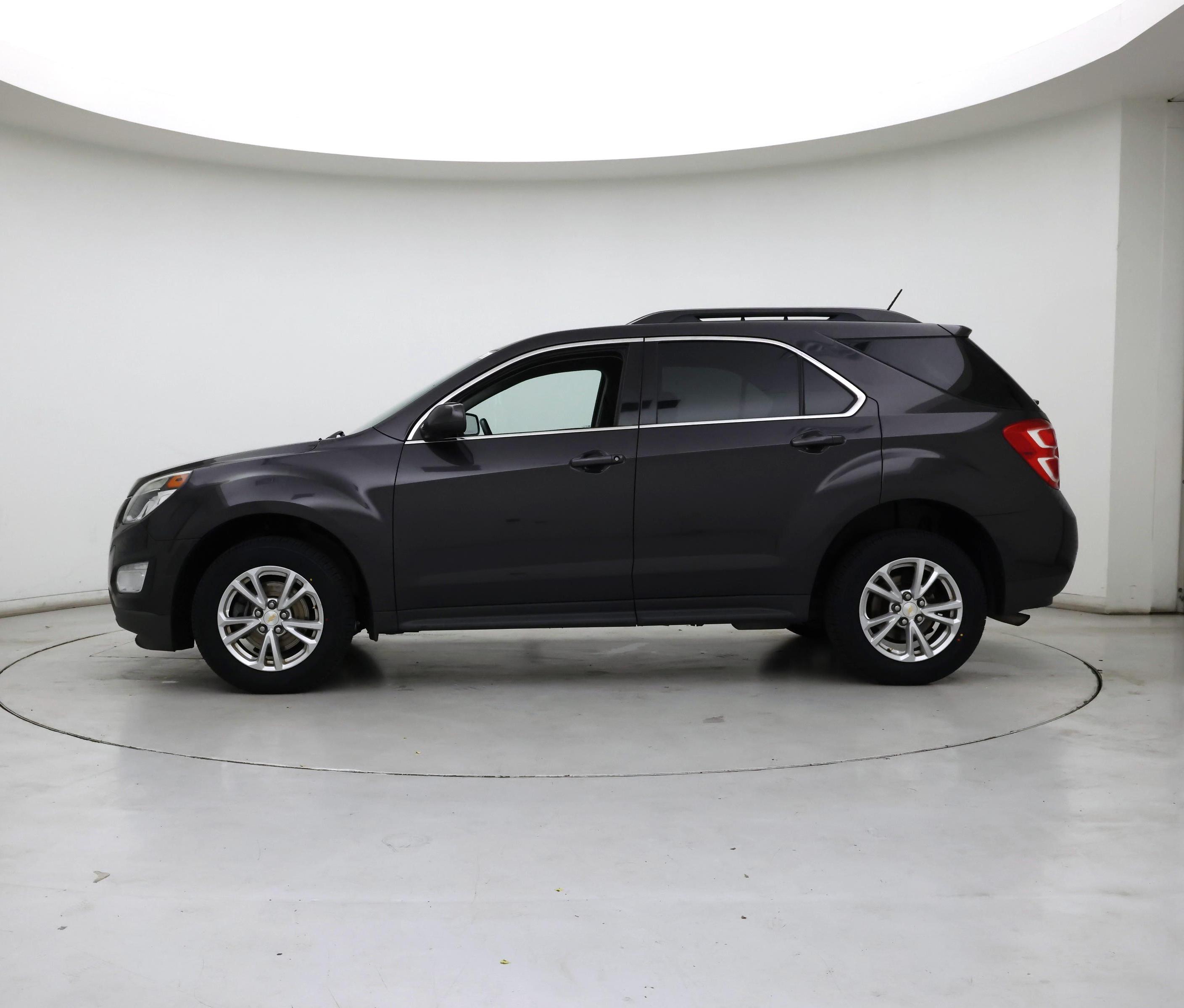 Thumbnail: 2016 Chevrolet Equinox - 3