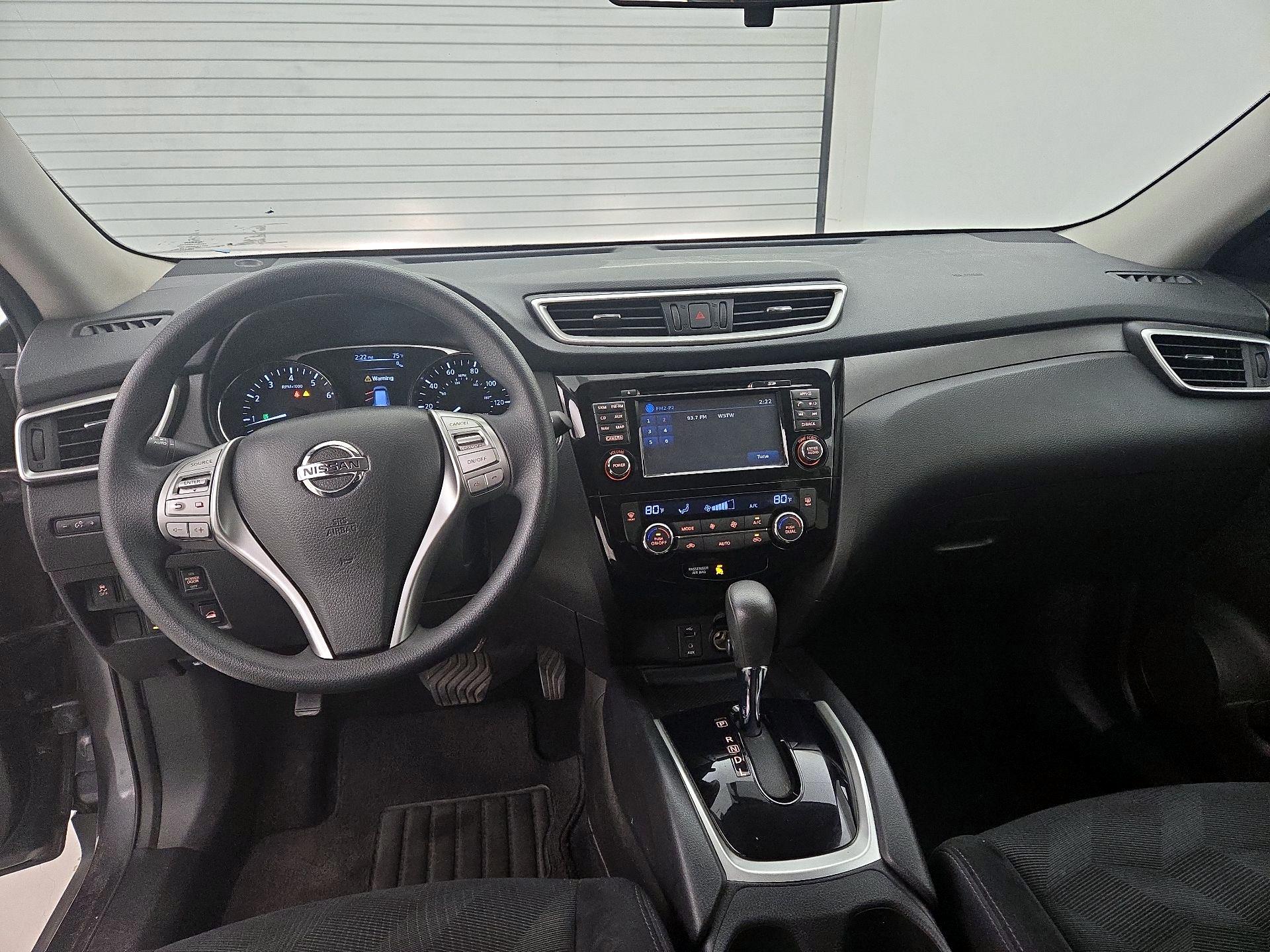 Thumbnail: 2014 Nissan Rogue - 9