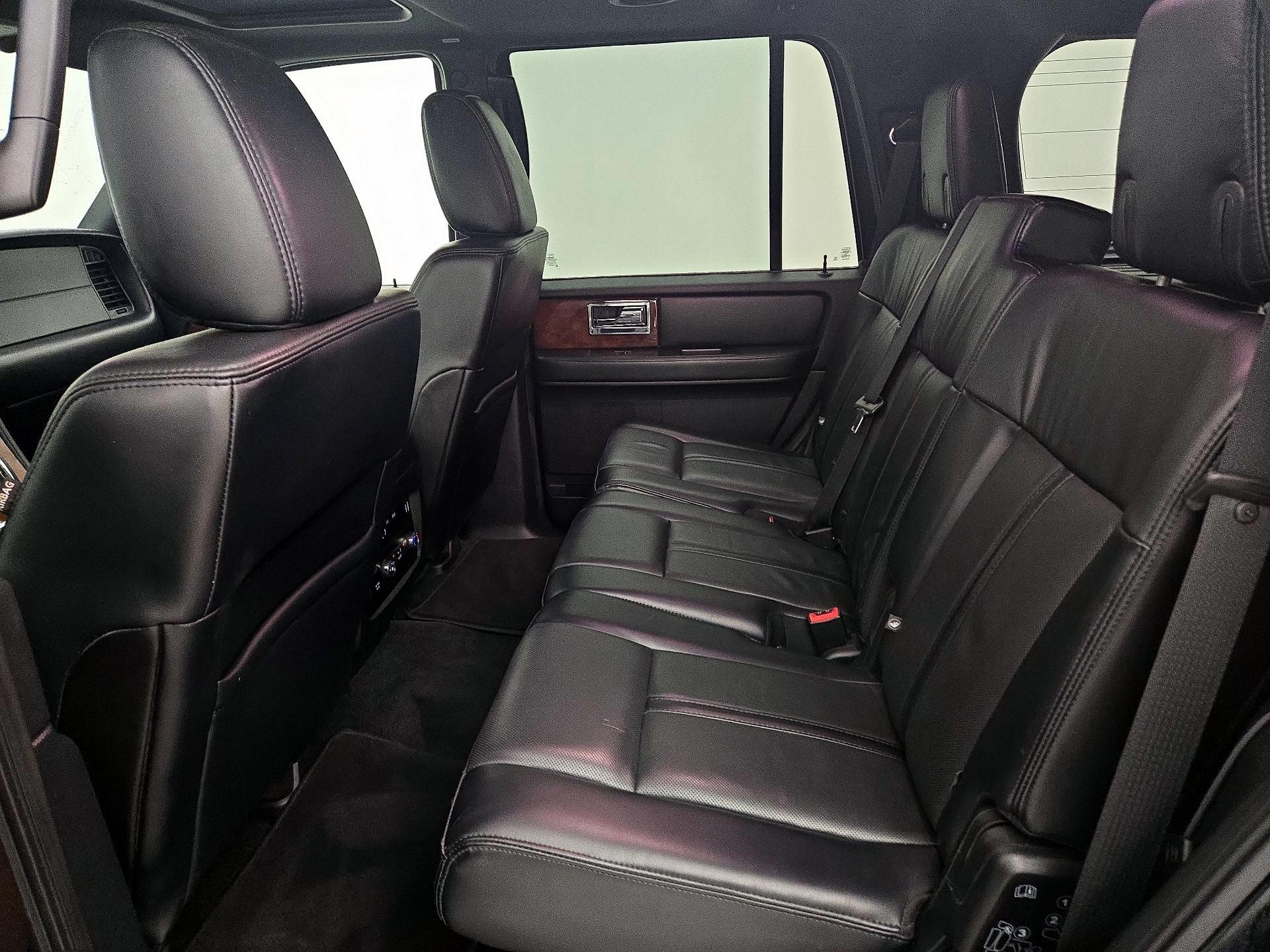 Thumbnail: 2017 Lincoln Navigator - 20