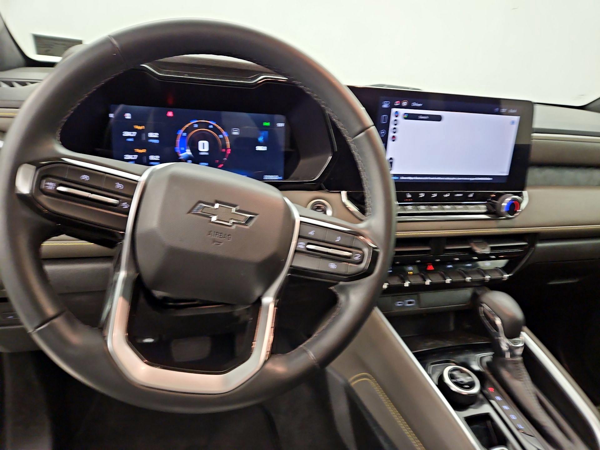 Thumbnail: 2024 Chevrolet Colorado - 9