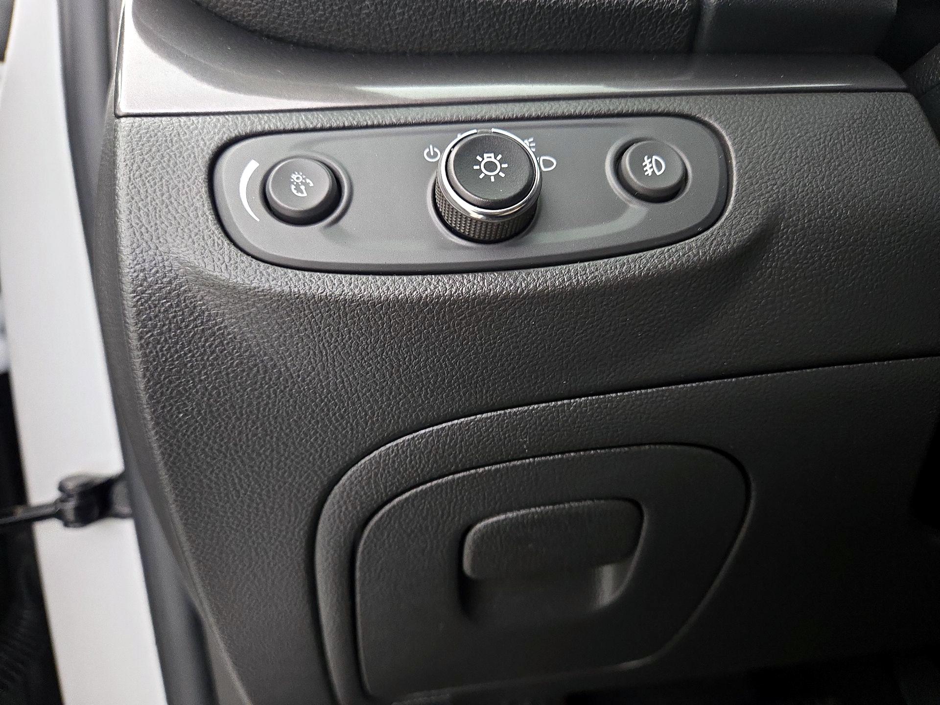 Thumbnail: 2019 Buick Encore - 13