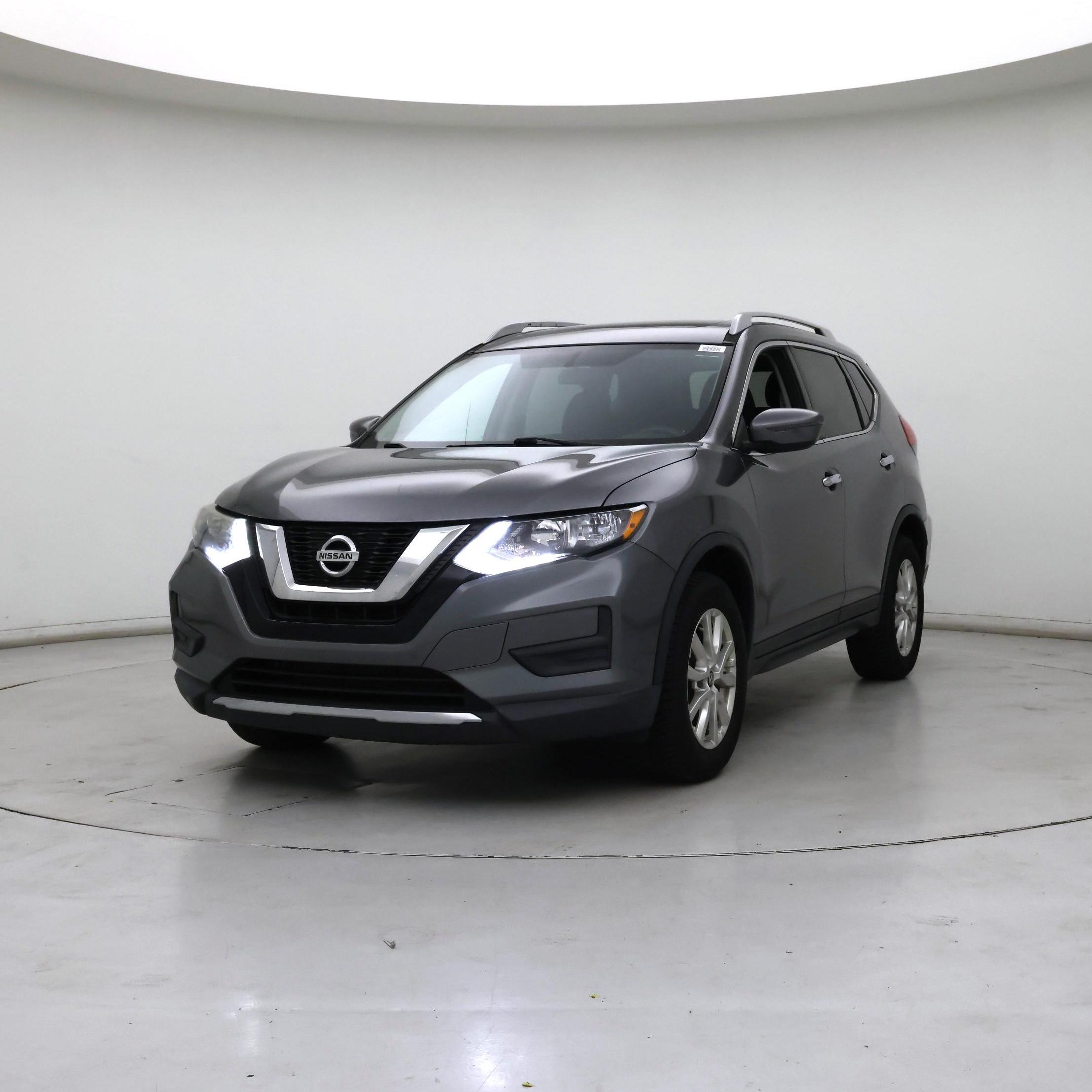 Thumbnail: 2017 Nissan Rogue - 4