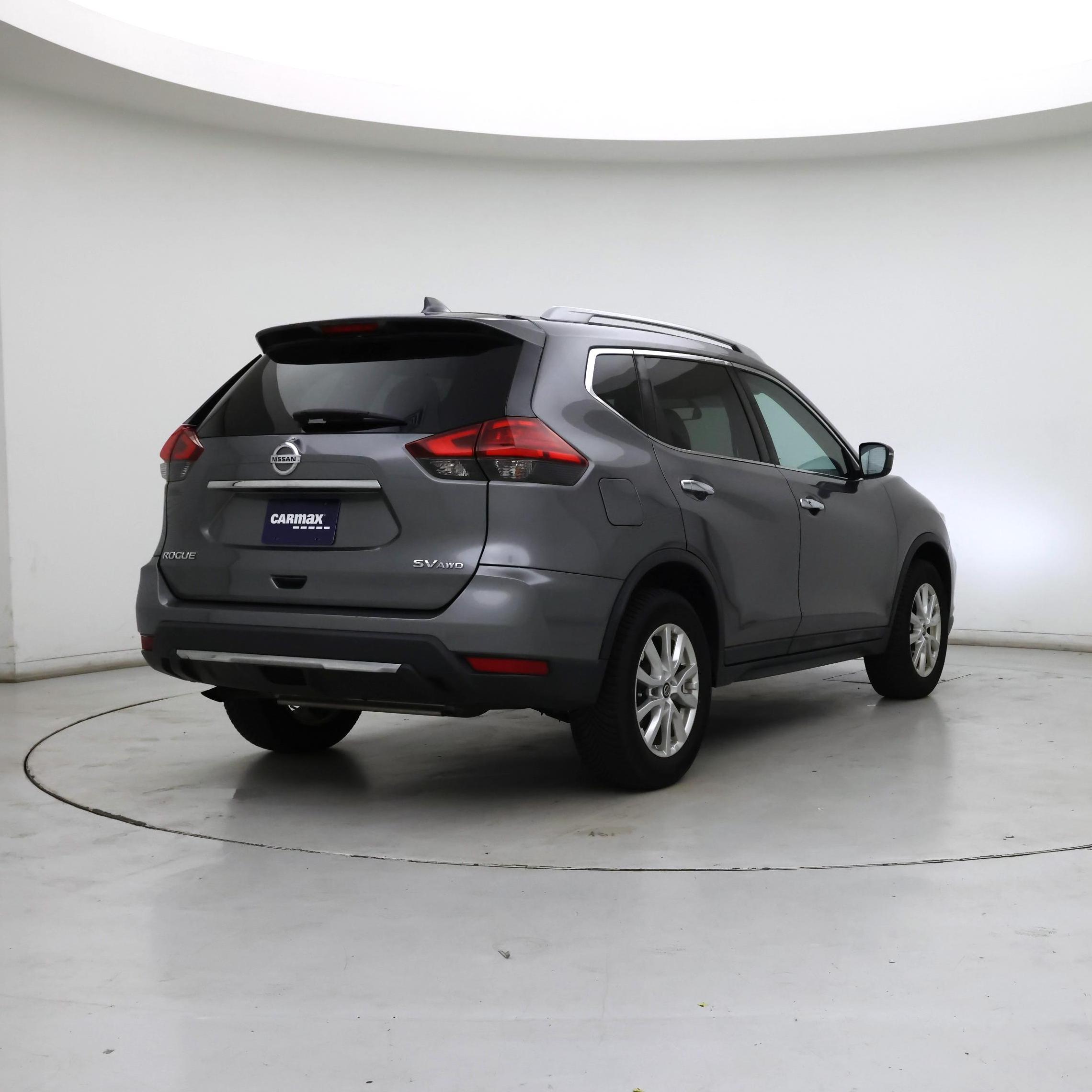 Thumbnail: 2017 Nissan Rogue - 8