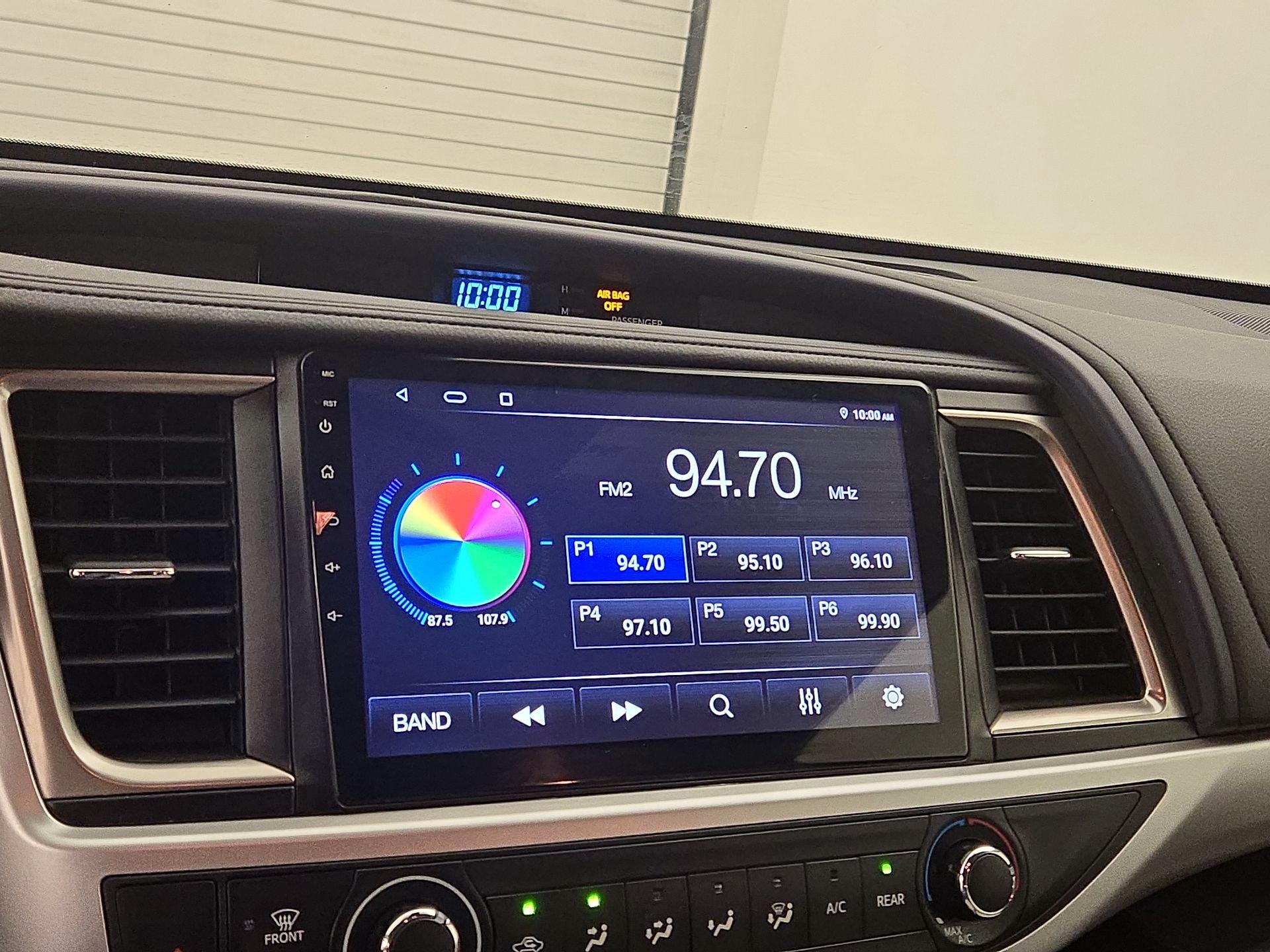 Thumbnail: 2019 Toyota Highlander - 15