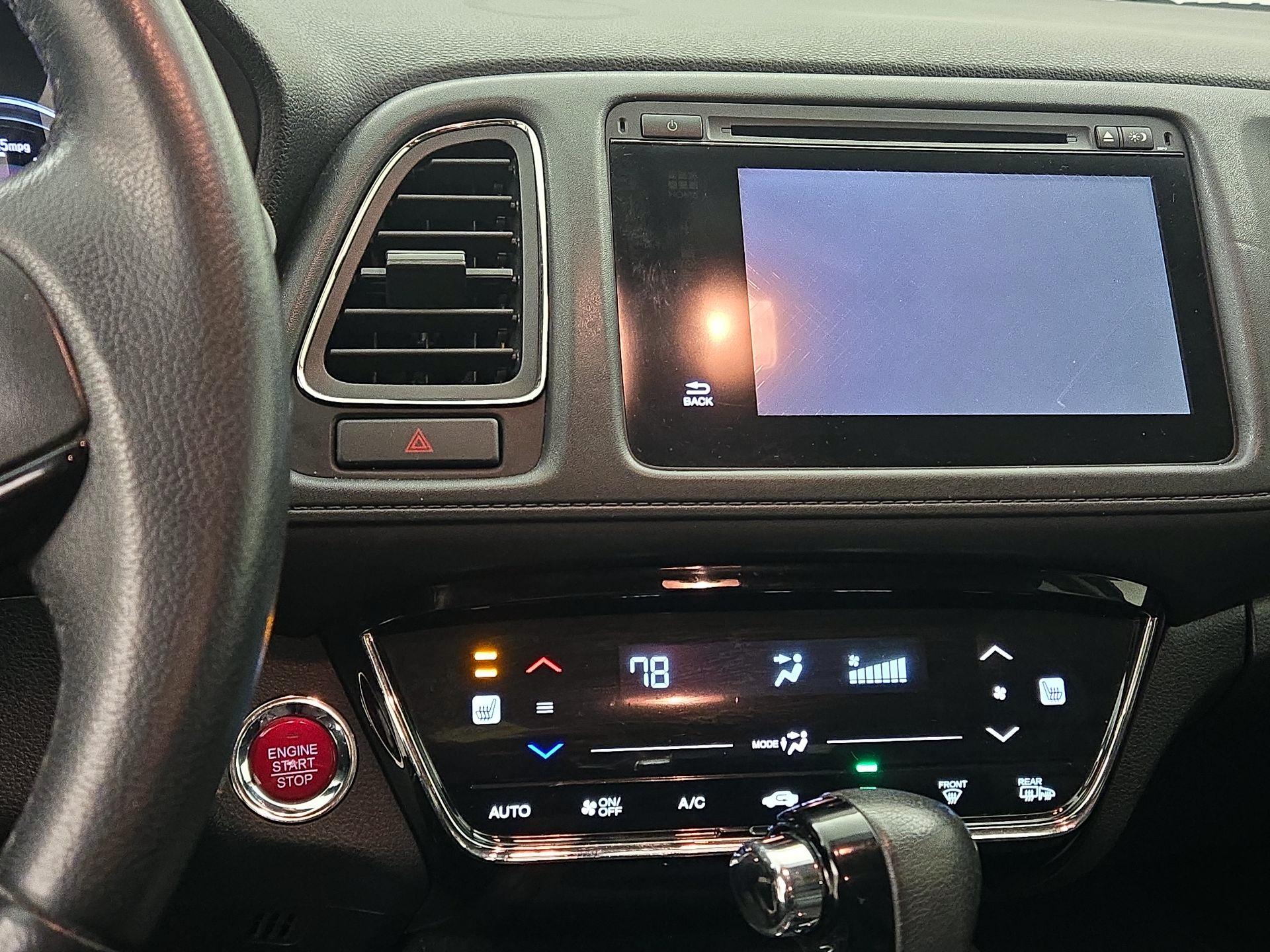 Thumbnail: 2016 Honda HR-V - 17