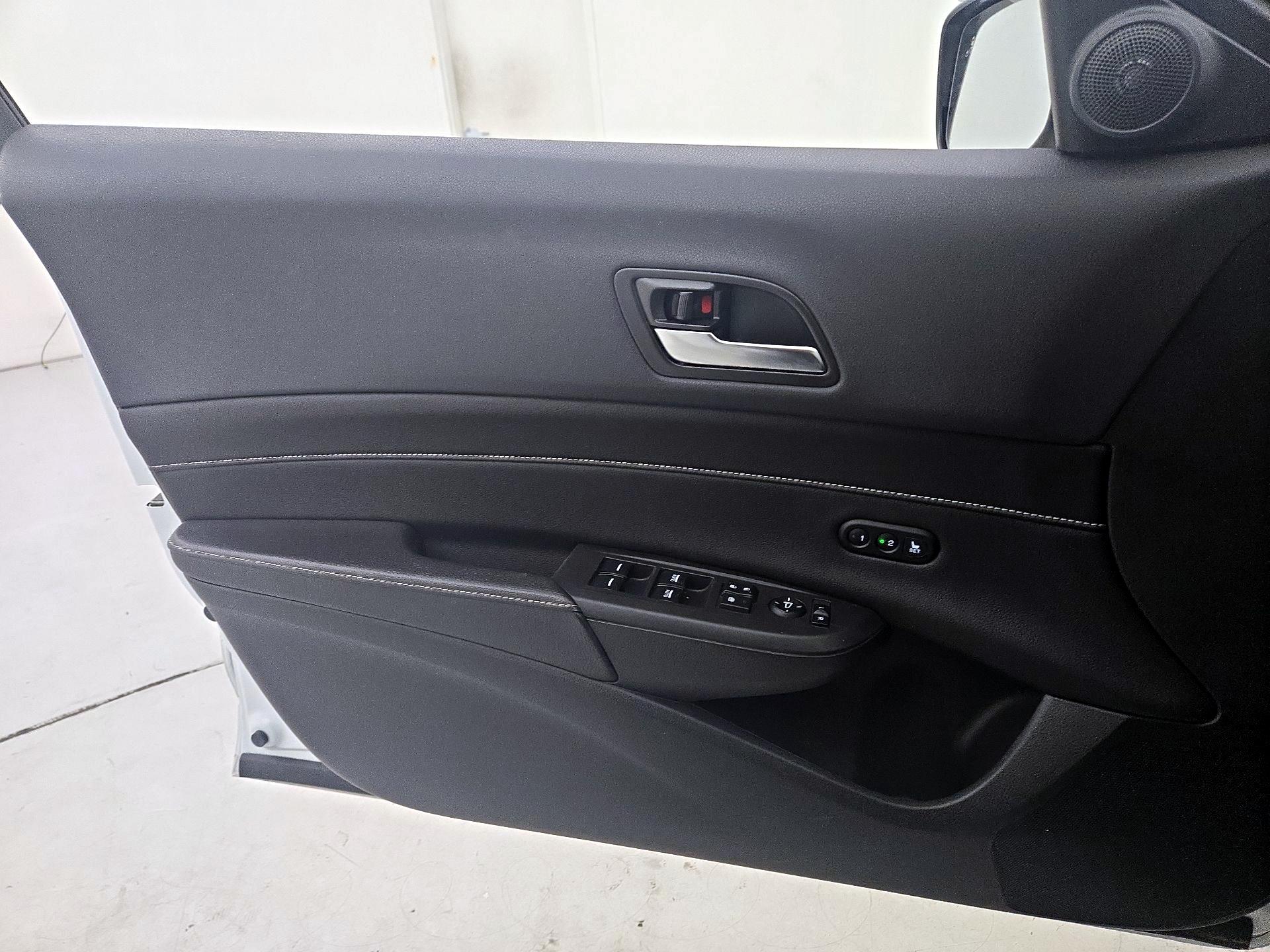 Thumbnail: 2019 Acura ILX - 12